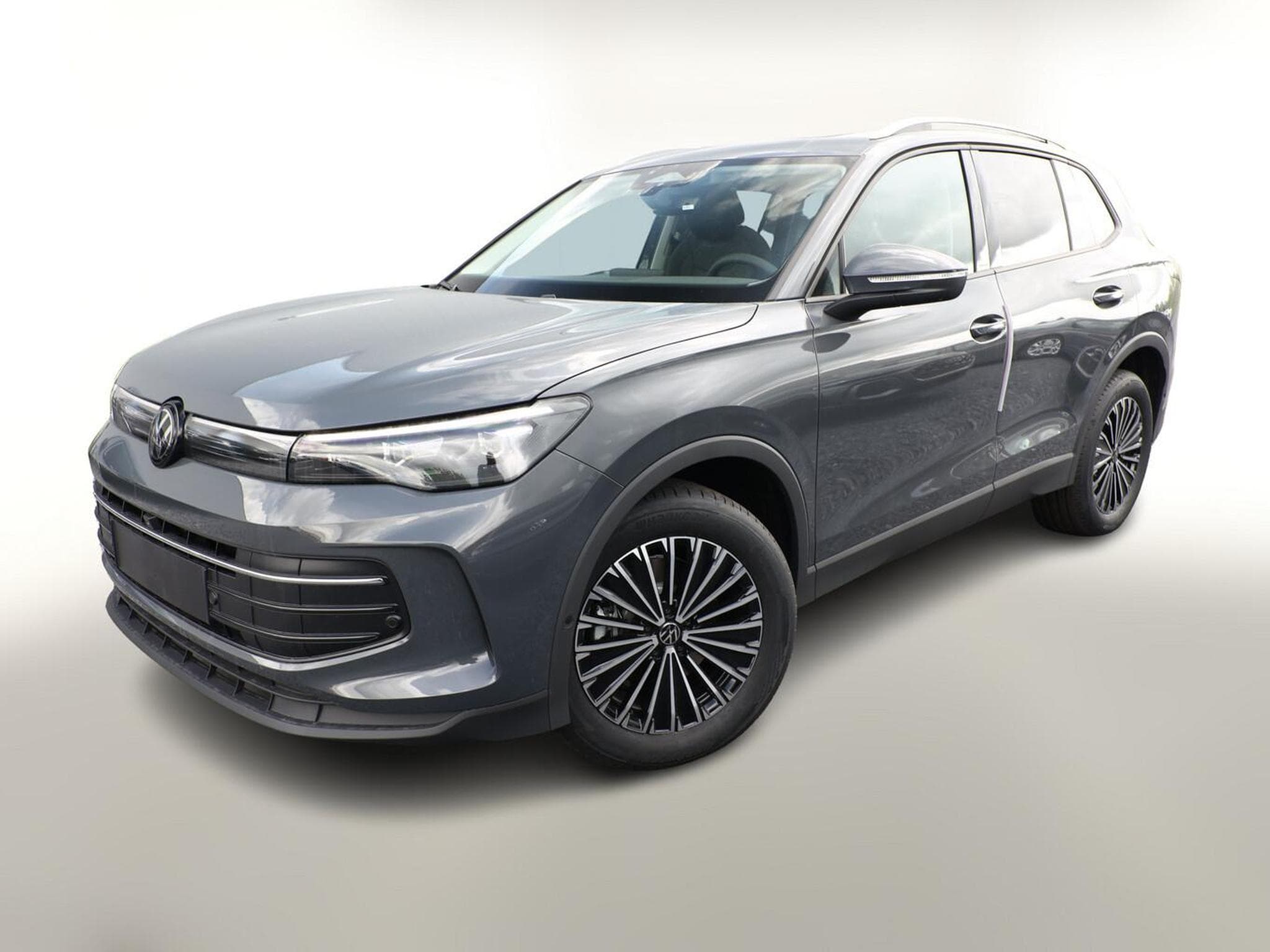 VW Tiguan DSG LED+ Pano (2026) - Photo 1