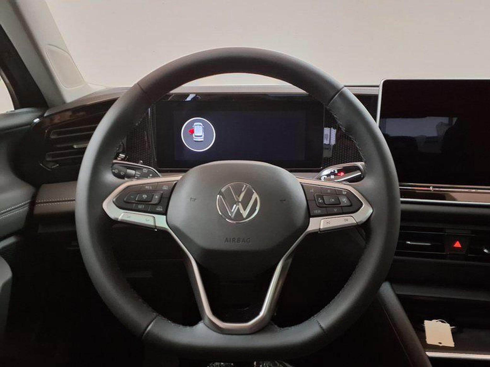 VW Tiguan Life 2.0 TDI 7-Gang-DSG (2026) - Photo 12