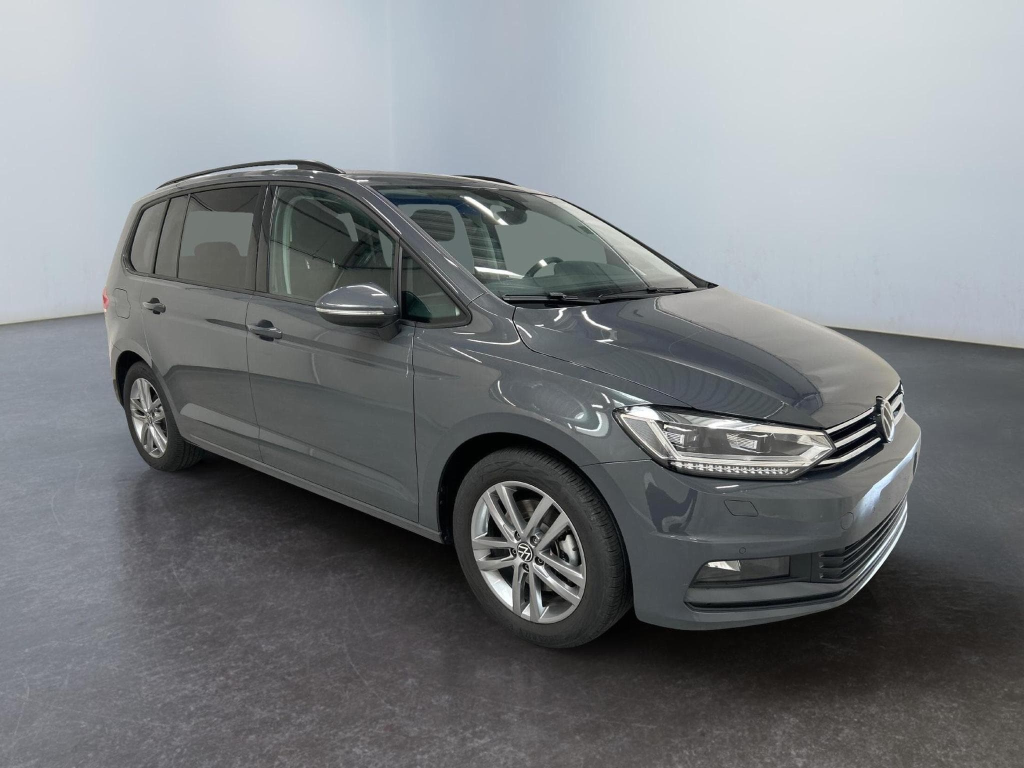 VW Touran Comfortline Edition (2026) - Photo 1