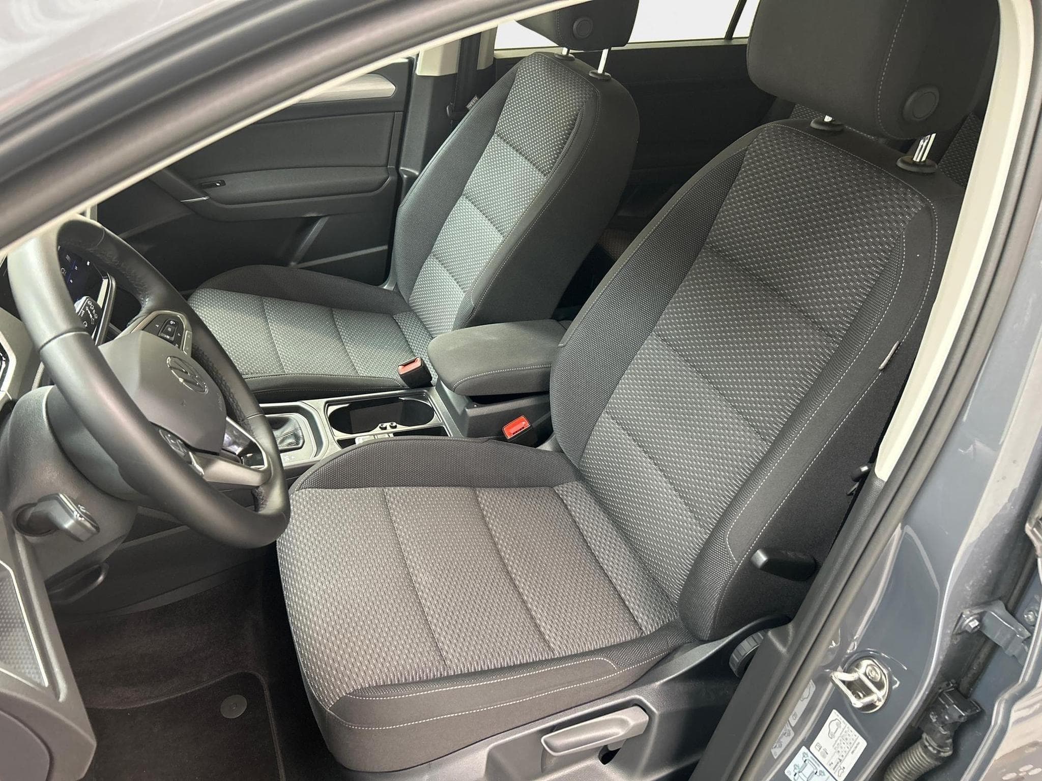 VW Touran Comfortline Edition (2026) - Photo 18