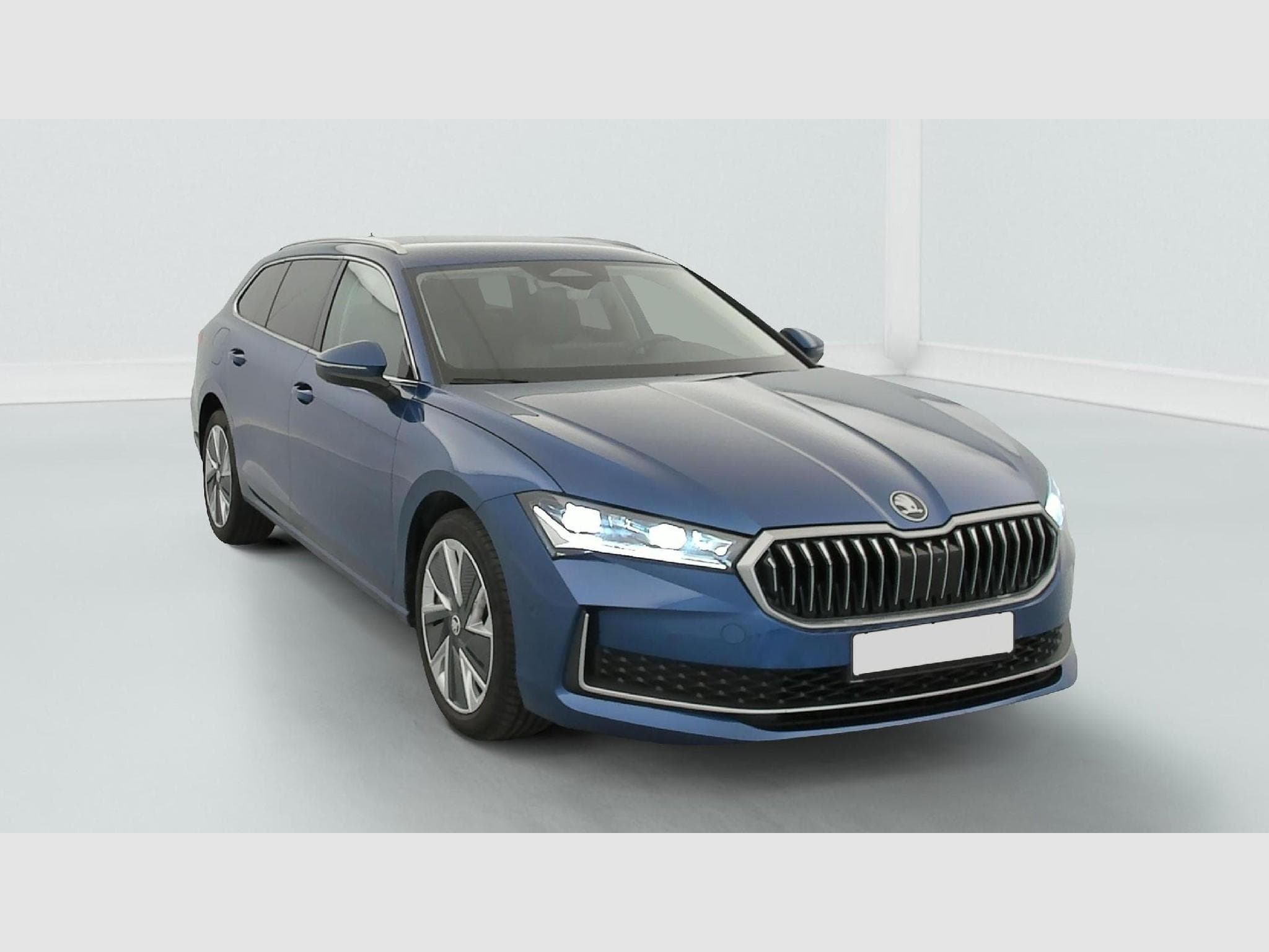 Skoda Superb Selection (2025) - Photo 1