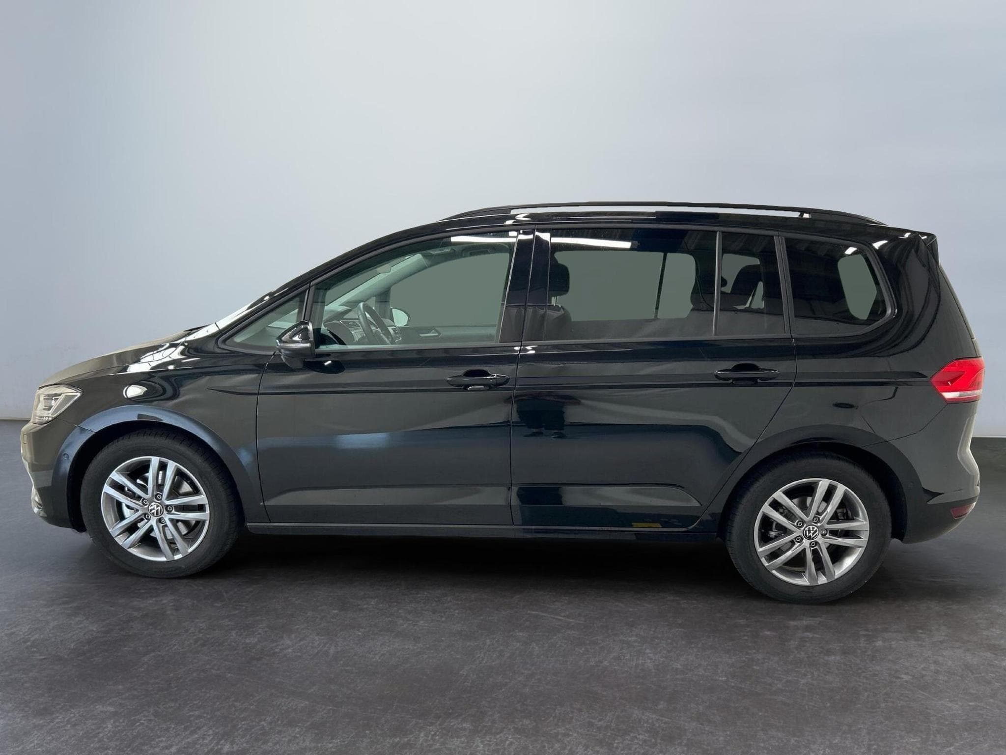 VW Touran Comfortline Edition (2026) - Photo 4