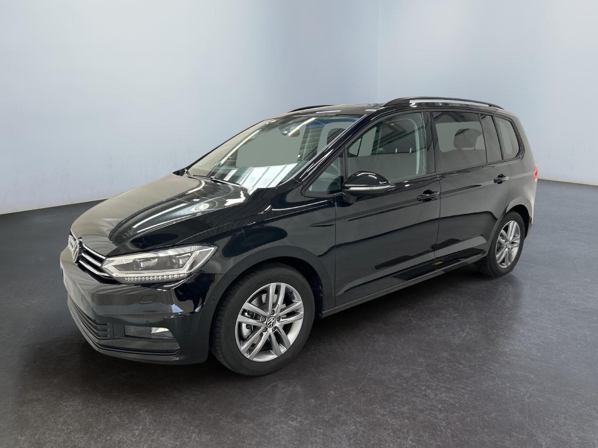 VW Touran Comfortline Edition (2026) - Photo 3
