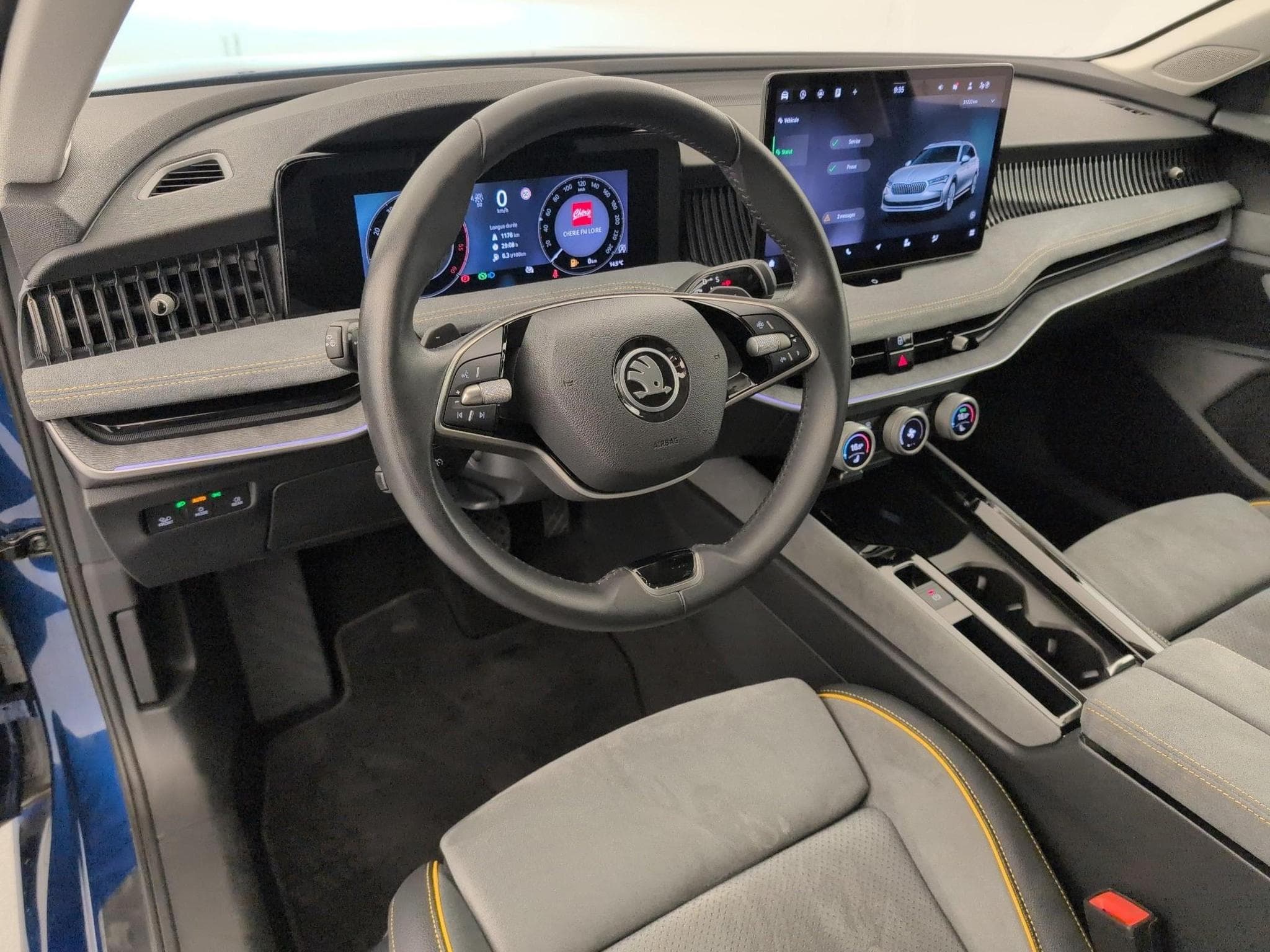 Skoda Superb Selection (2025) - Photo 13