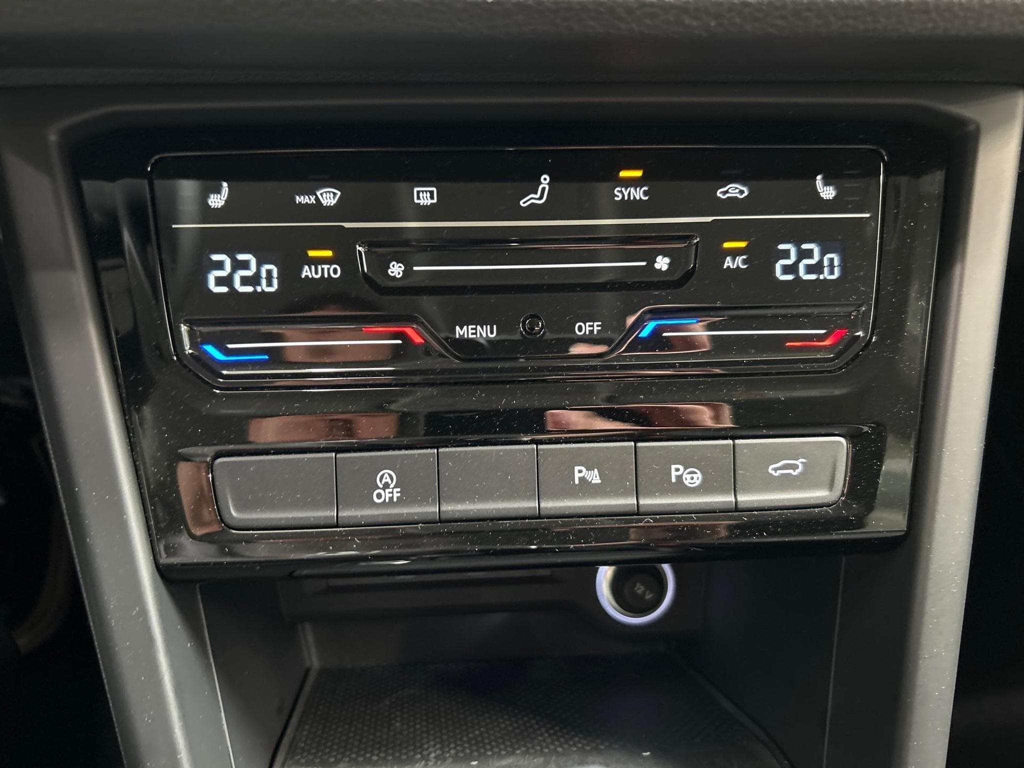 VW Touran Comfortline Edition (2026) - Photo 16
