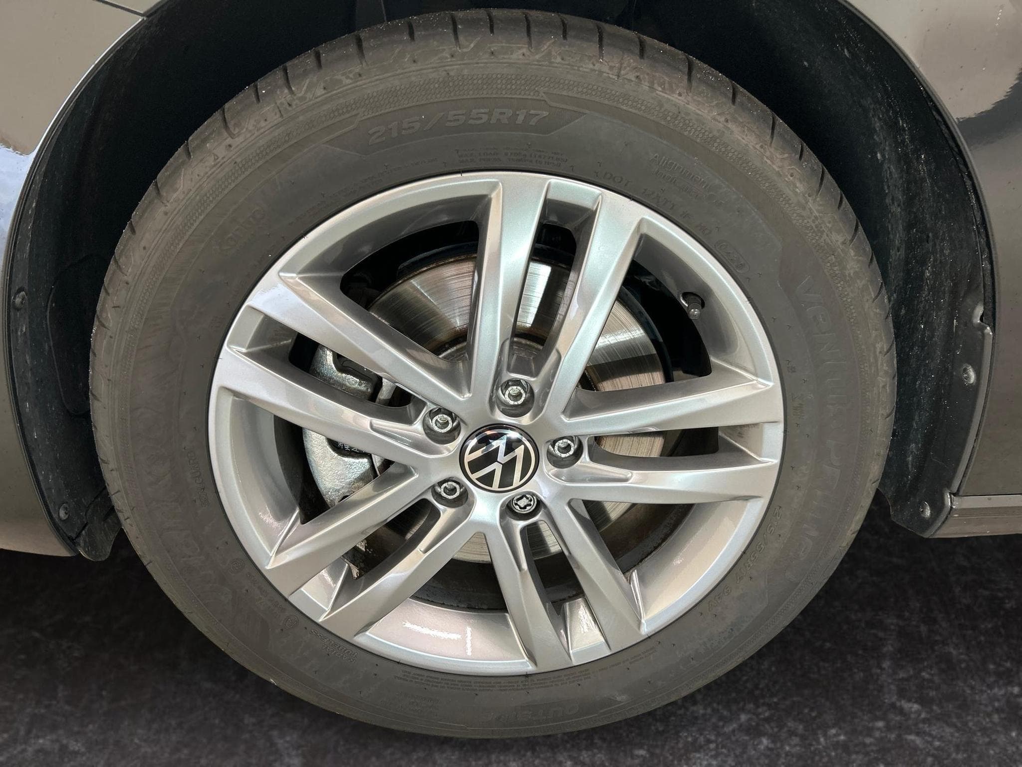 VW Touran Comfortline Edition (2026) - Photo 25
