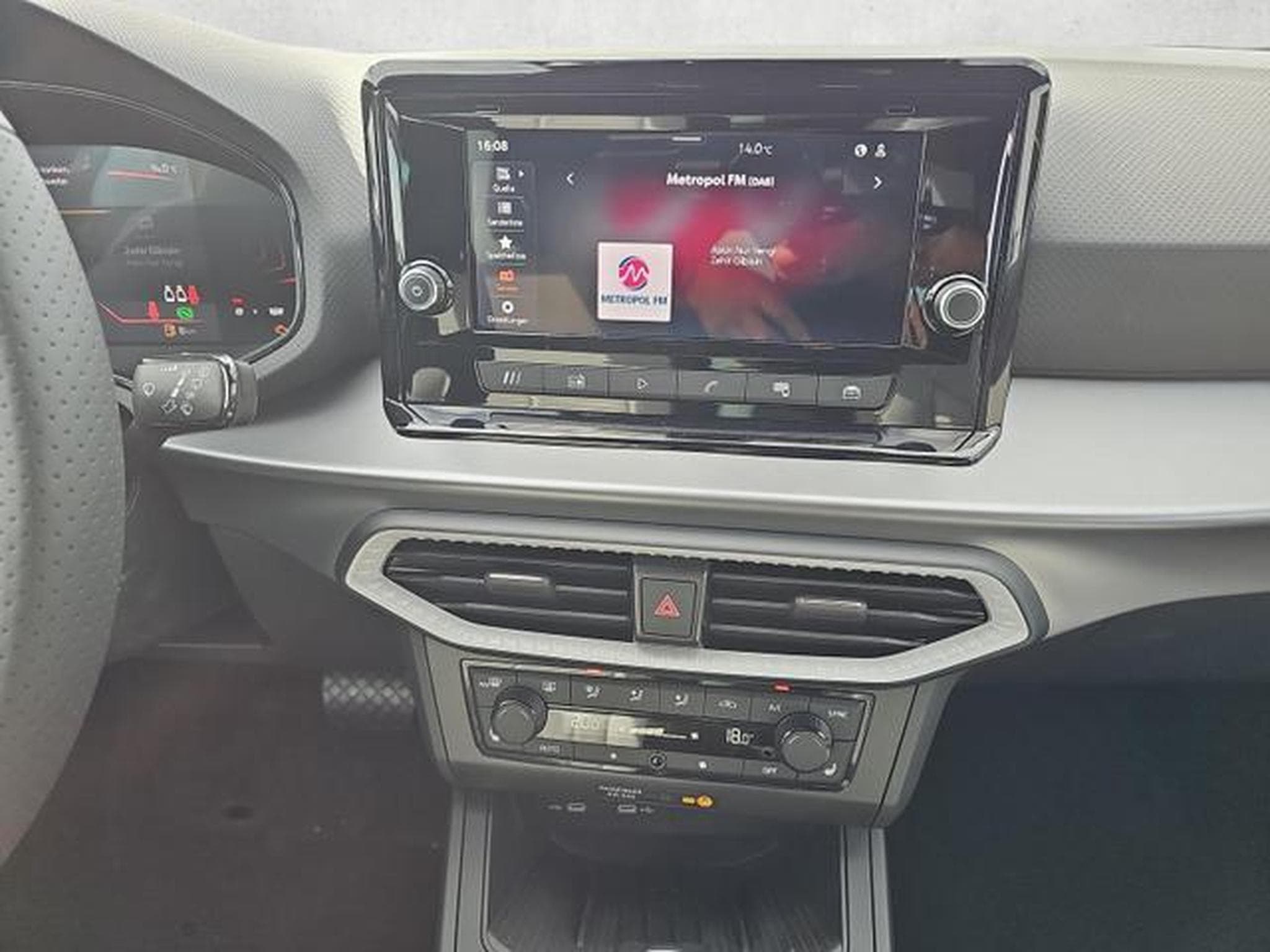 Seat Ibiza 1.0 TSI 85 kW FR (2026) - Photo 12