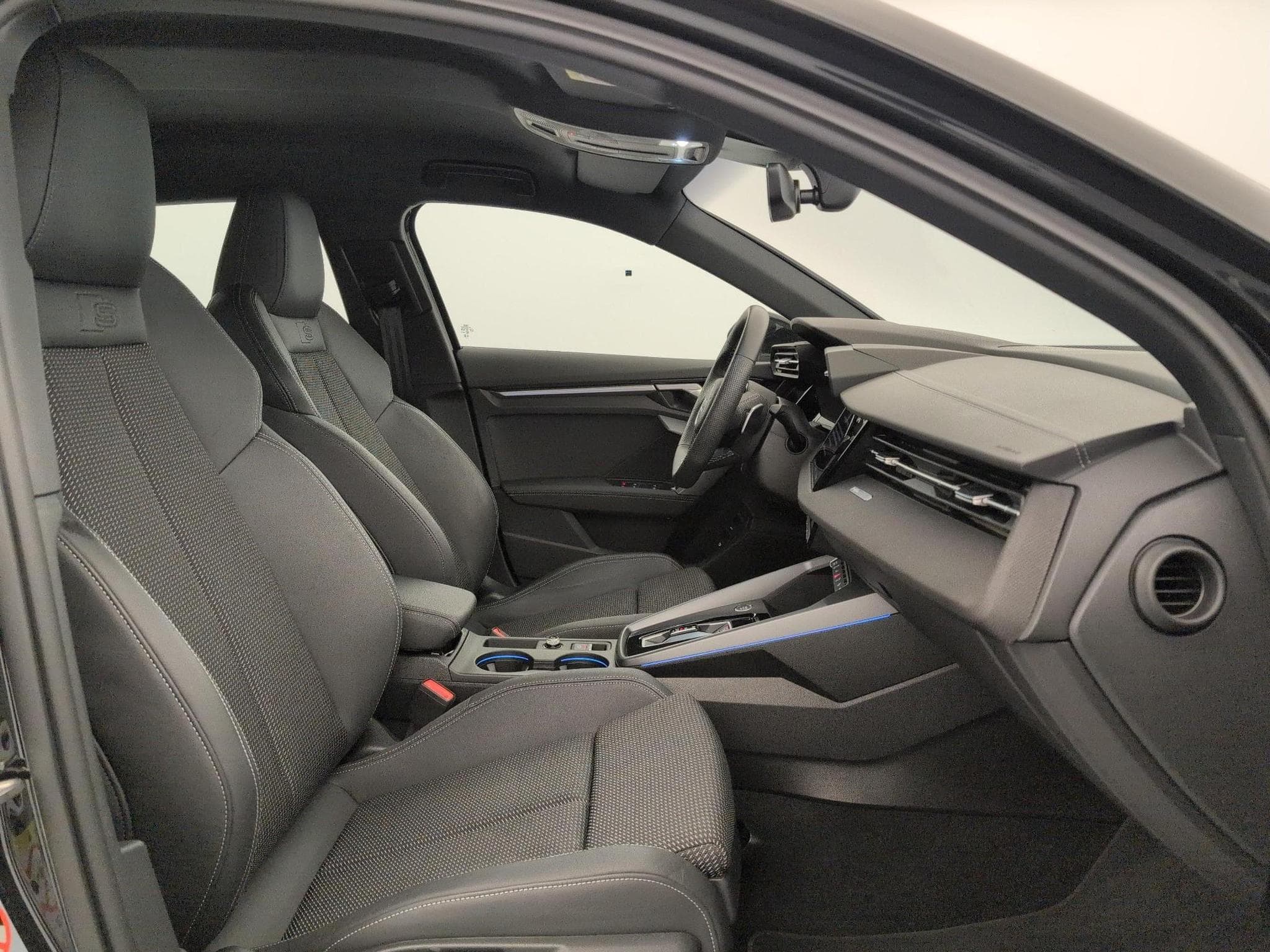 Audi A3 S line (2025) - Foto 9