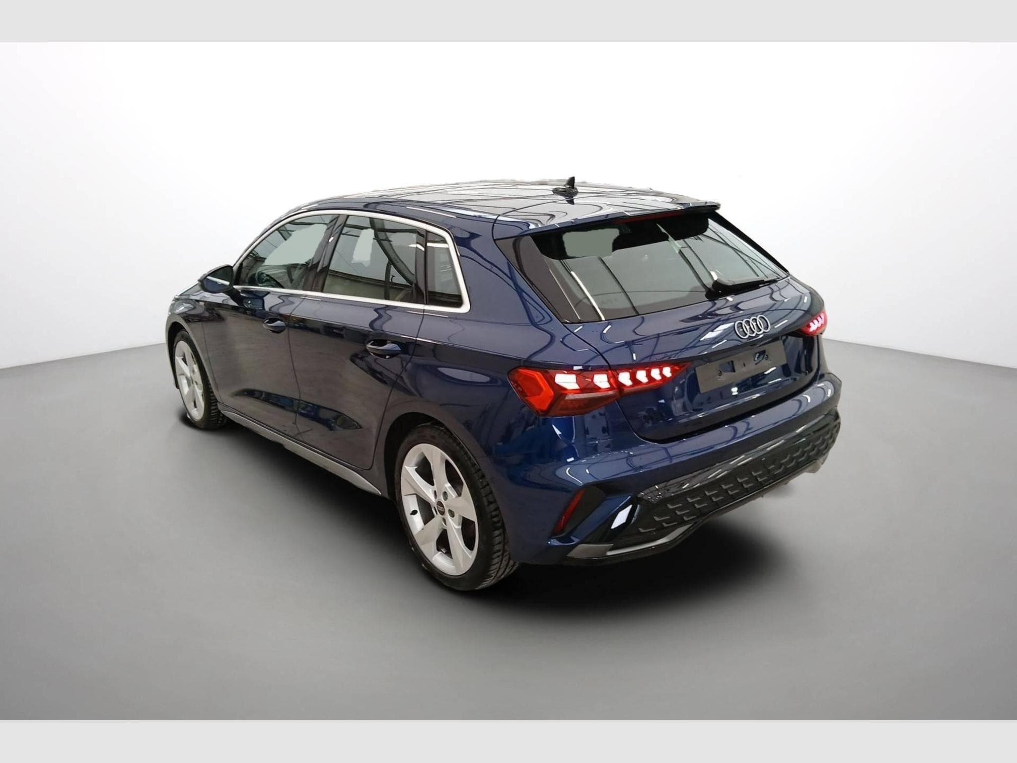 Audi A3 S line (2025) - Foto 3