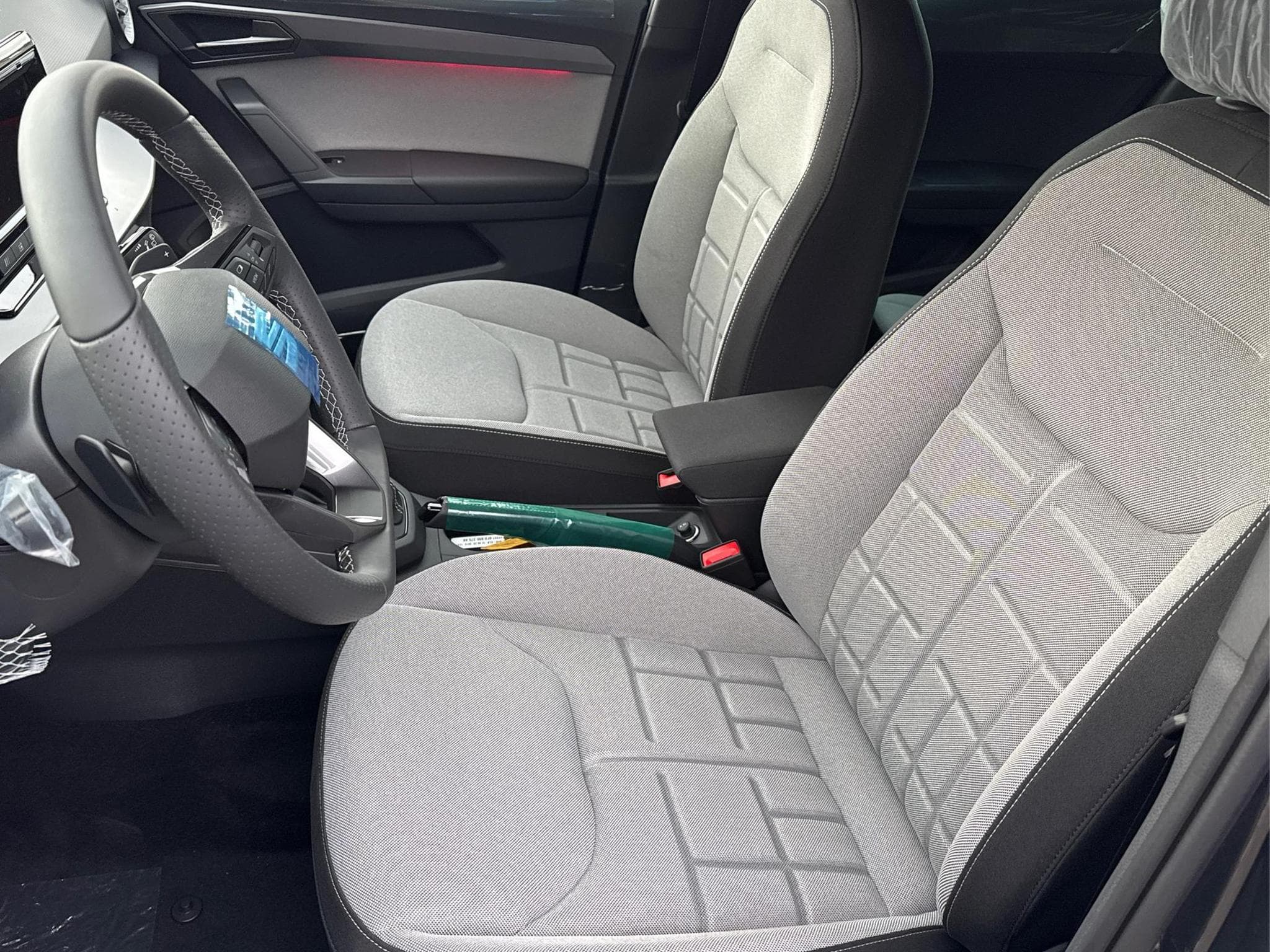 Seat Arona FR (2026) - Foto 11