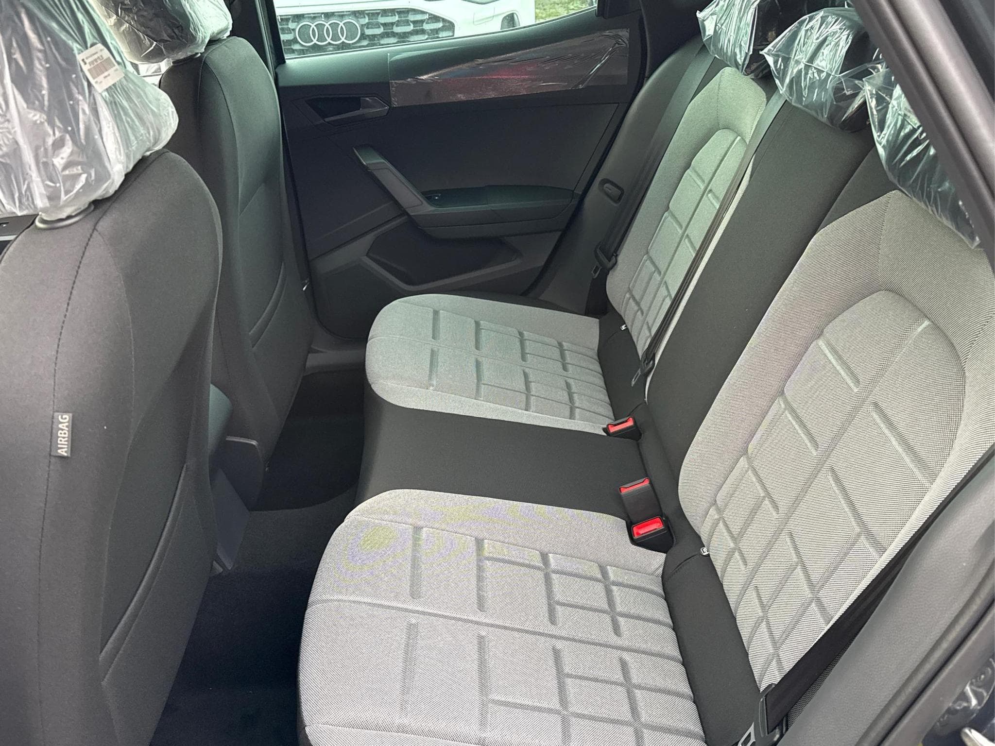 Seat Arona FR (2026) - Foto 12