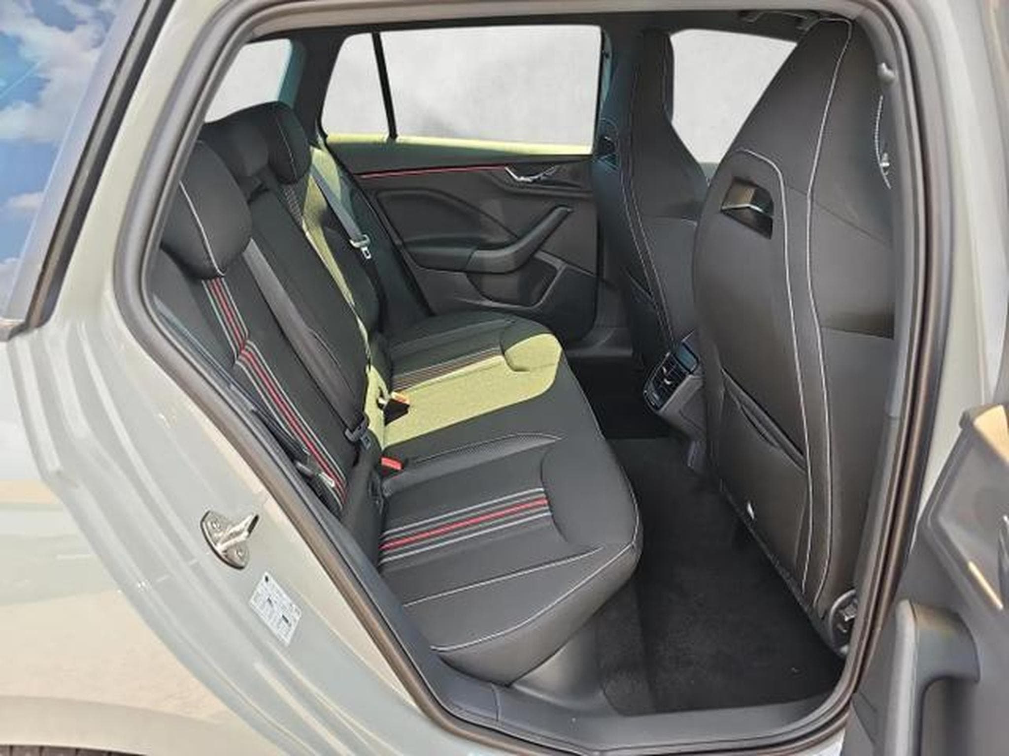 Skoda Scala Monte Carlo (2026) - Foto 13