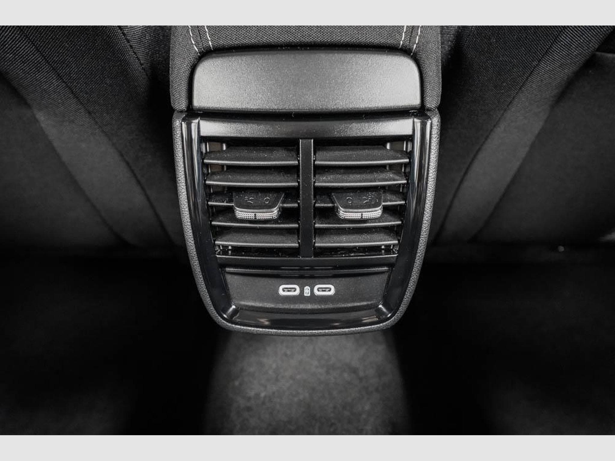 Skoda Kamiq 1,0 TSI DSG (2026) - Photo 16