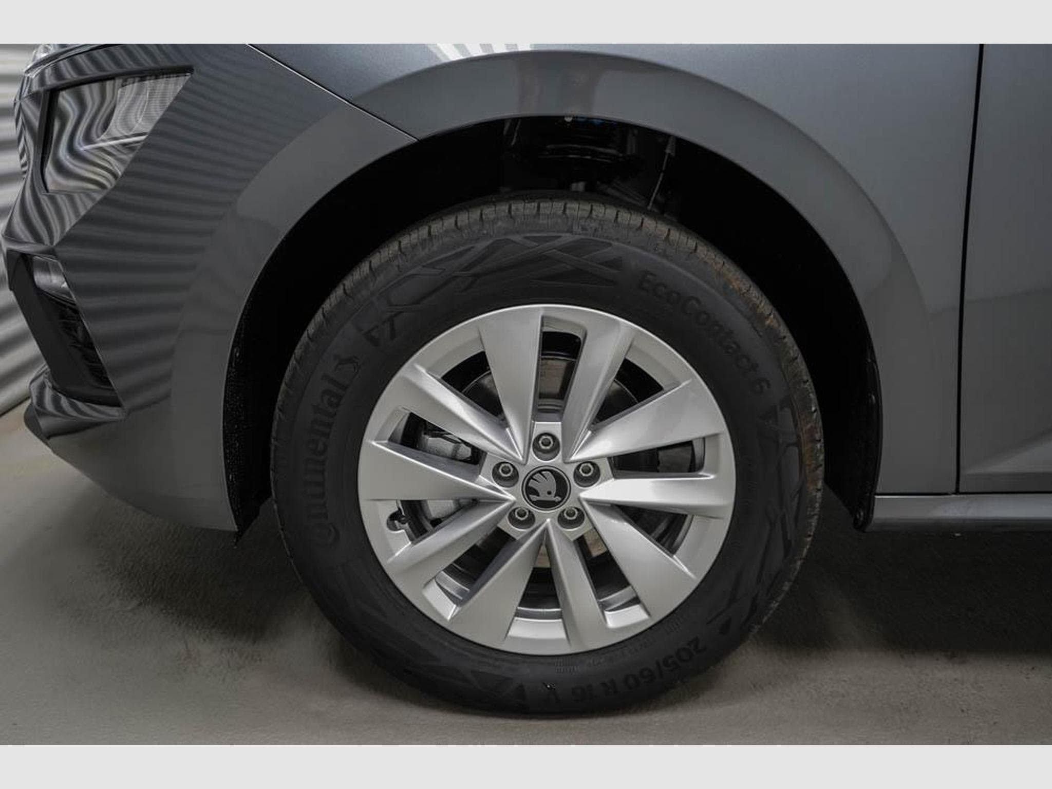 Skoda Kamiq 1,0 TSI DSG (2026) - Photo 5