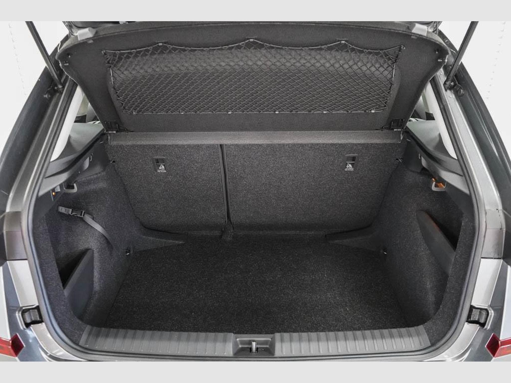 Skoda Kamiq 1,0 TSI DSG (2026) - Foto 17