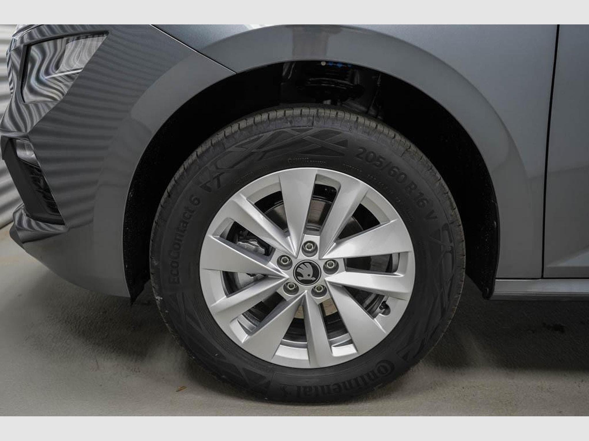 Skoda Kamiq 1,0 TSI DSG (2026) - Foto 5