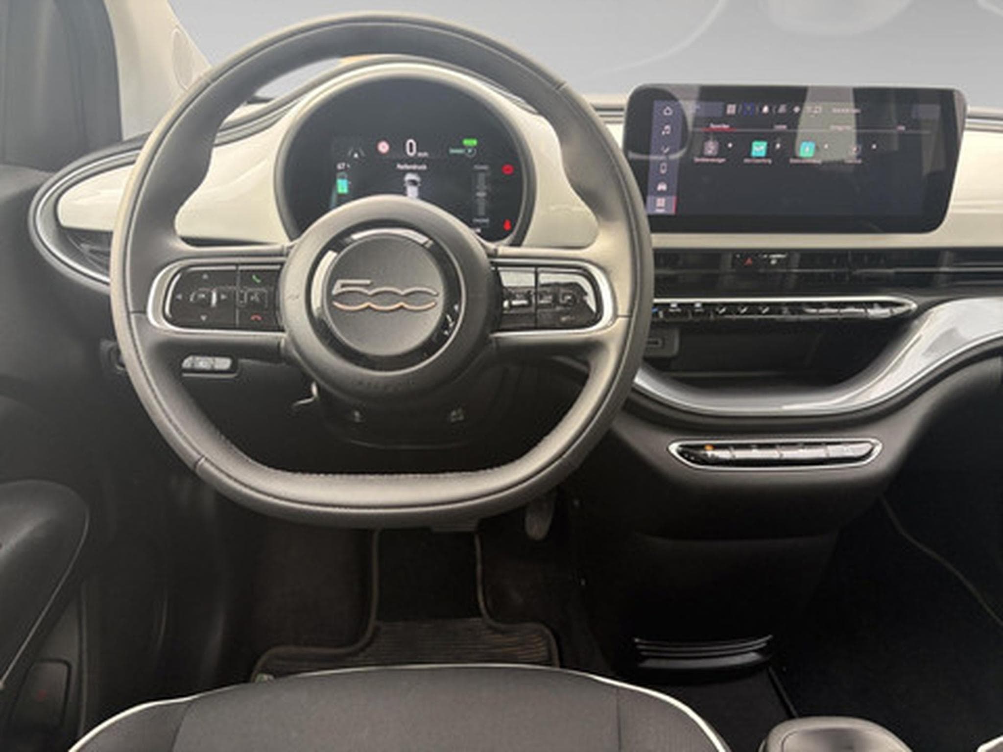 Fiat 500 500e 42 kWh LIMO (2024) - Foto 6