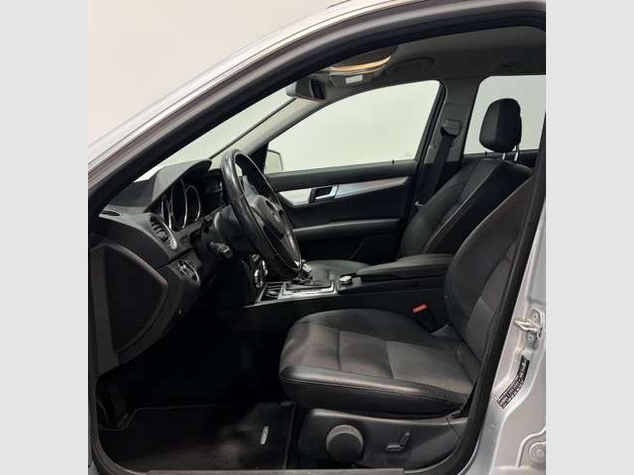 Mercedes C 250 CGI T BE Avantgarde 7GTr *2.H *Navi *MwSt. (2011) - Photo 8