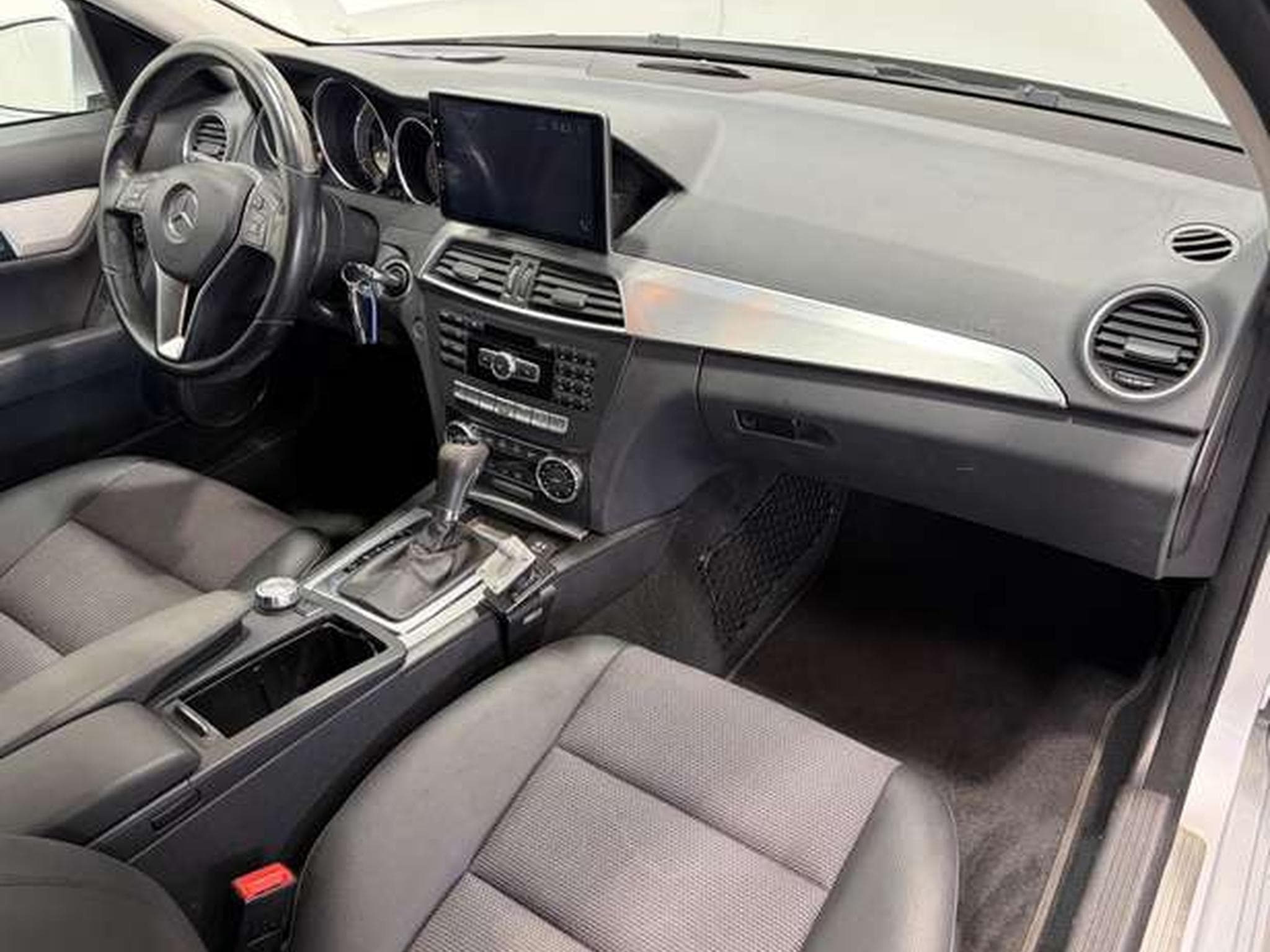 Mercedes C 250 CGI T BE Avantgarde 7GTr *2.H *Navi *MwSt. (2011) - Photo 12