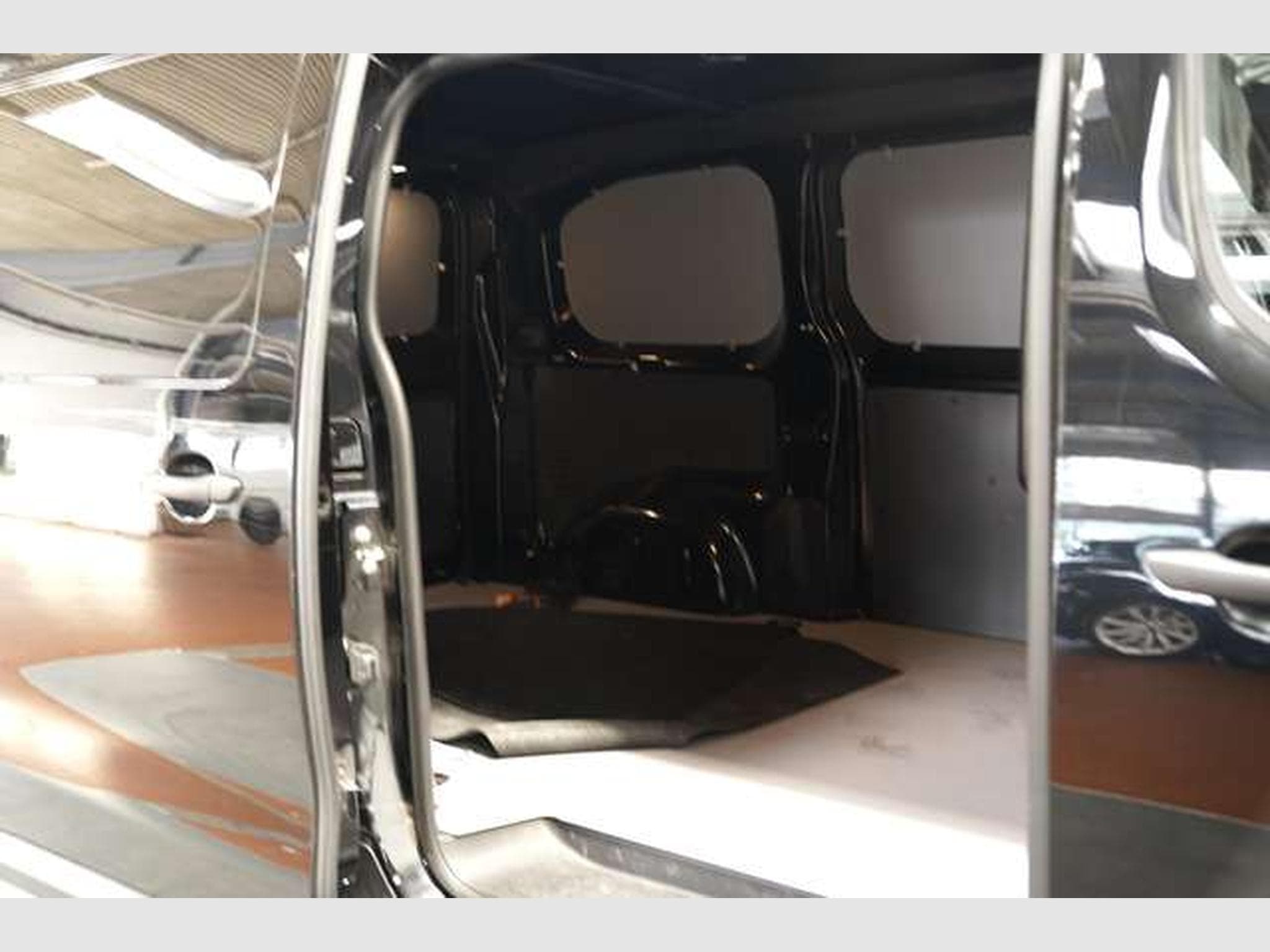Peugeot Expert Premium L2 *2.Hand *PDC *Unfallfahrzeug (2023) - Photo 13