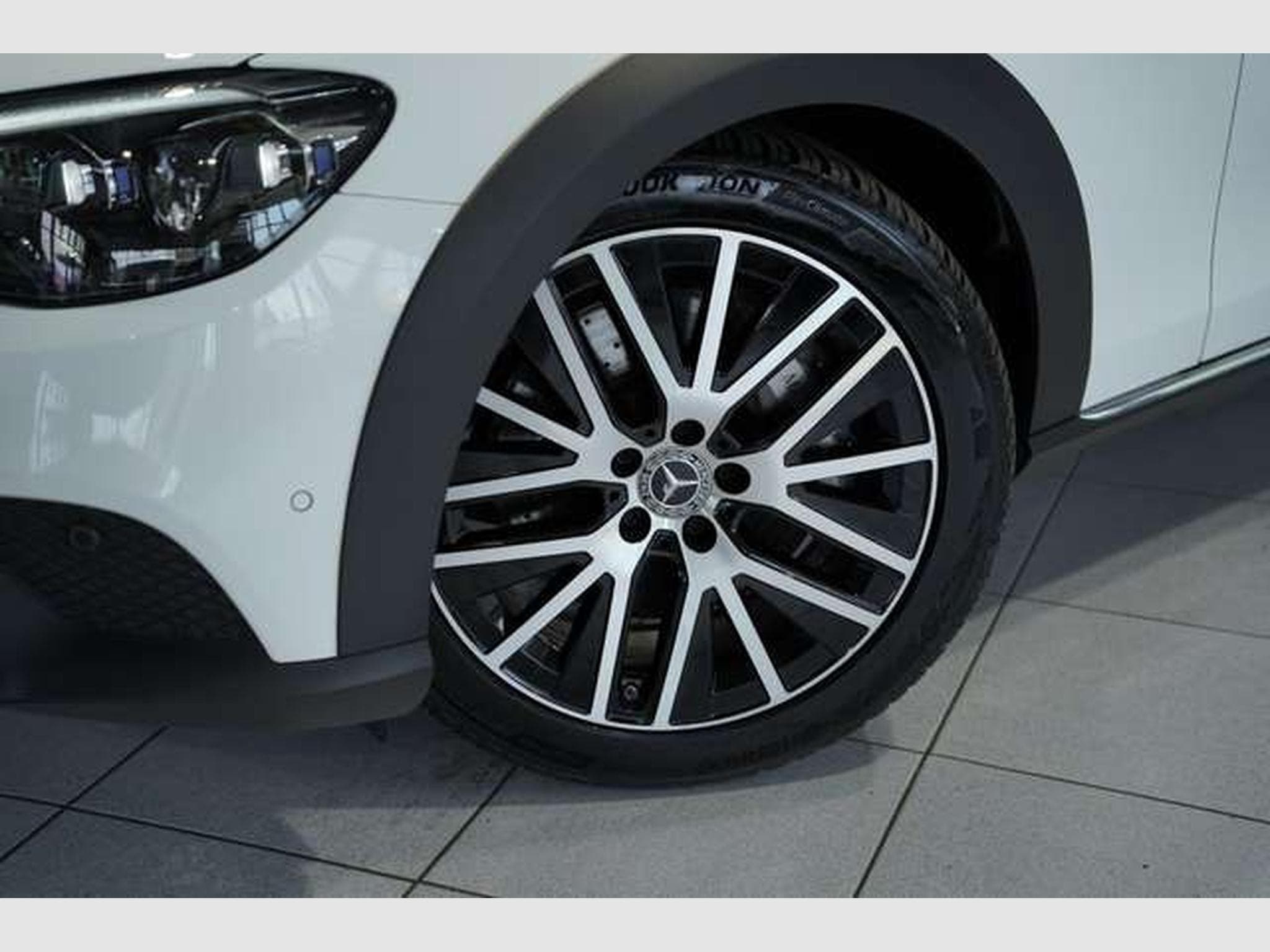 Mercedes E 400 d 4M All-Terrain *Memory *Pano *AHK *LUFT (2021) - Foto 3