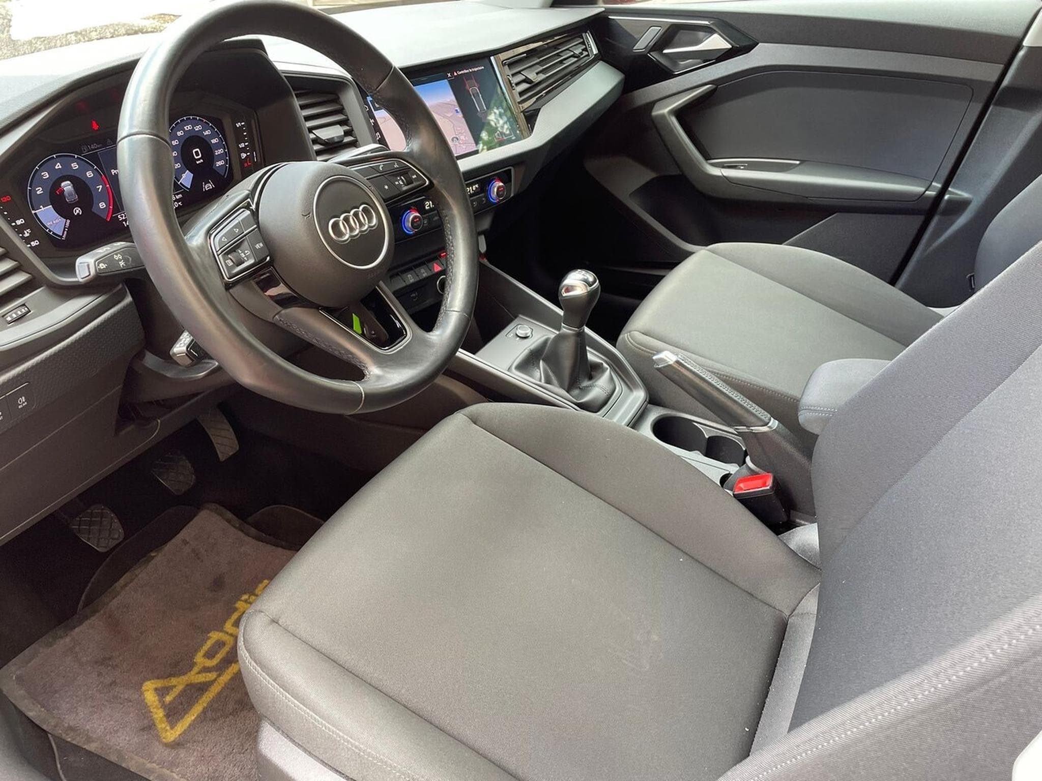Audi A1 SPORTBACK 25 TFSI 95 CITYCARVER VIRTUAL COCKPIT (2021) - Photo 9