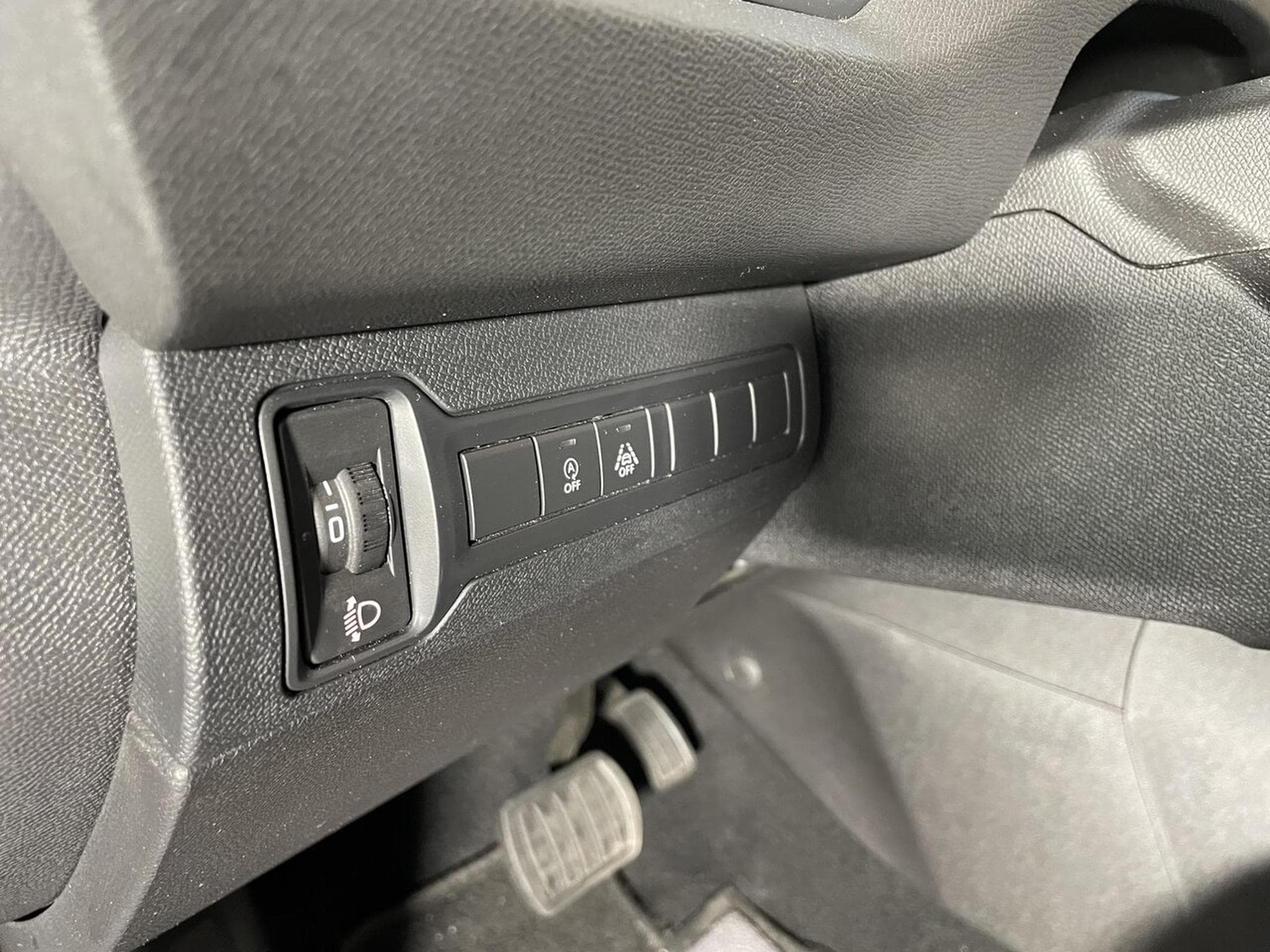 Peugeot 308 SW 1.5 BlueHDI 130 ACTIVE EAT8 GPS BLUETTOTH (2021) - Photo 7