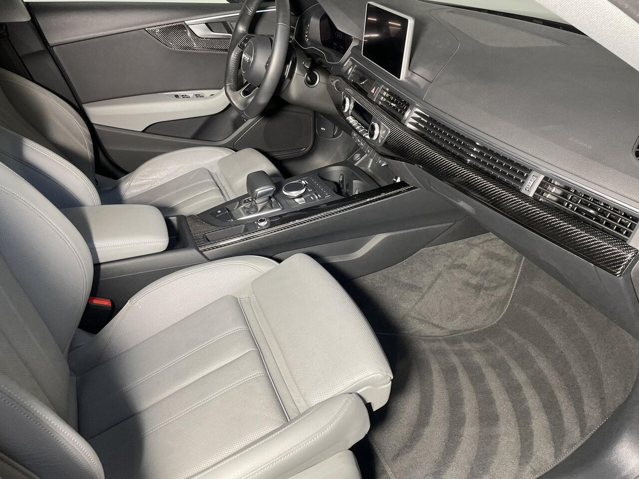Audi A5 SPORTBACK 40 TDI 190CV S-TRONIC S-LINE (2019) - Photo 7