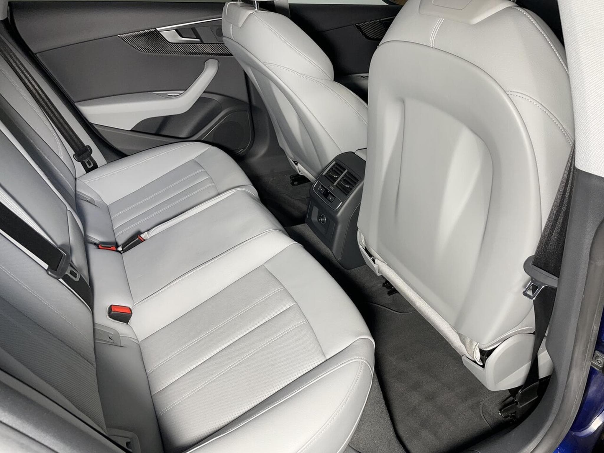 Audi A5 SPORTBACK 40 TDI 190CV S-TRONIC S-LINE (2019) - Photo 9