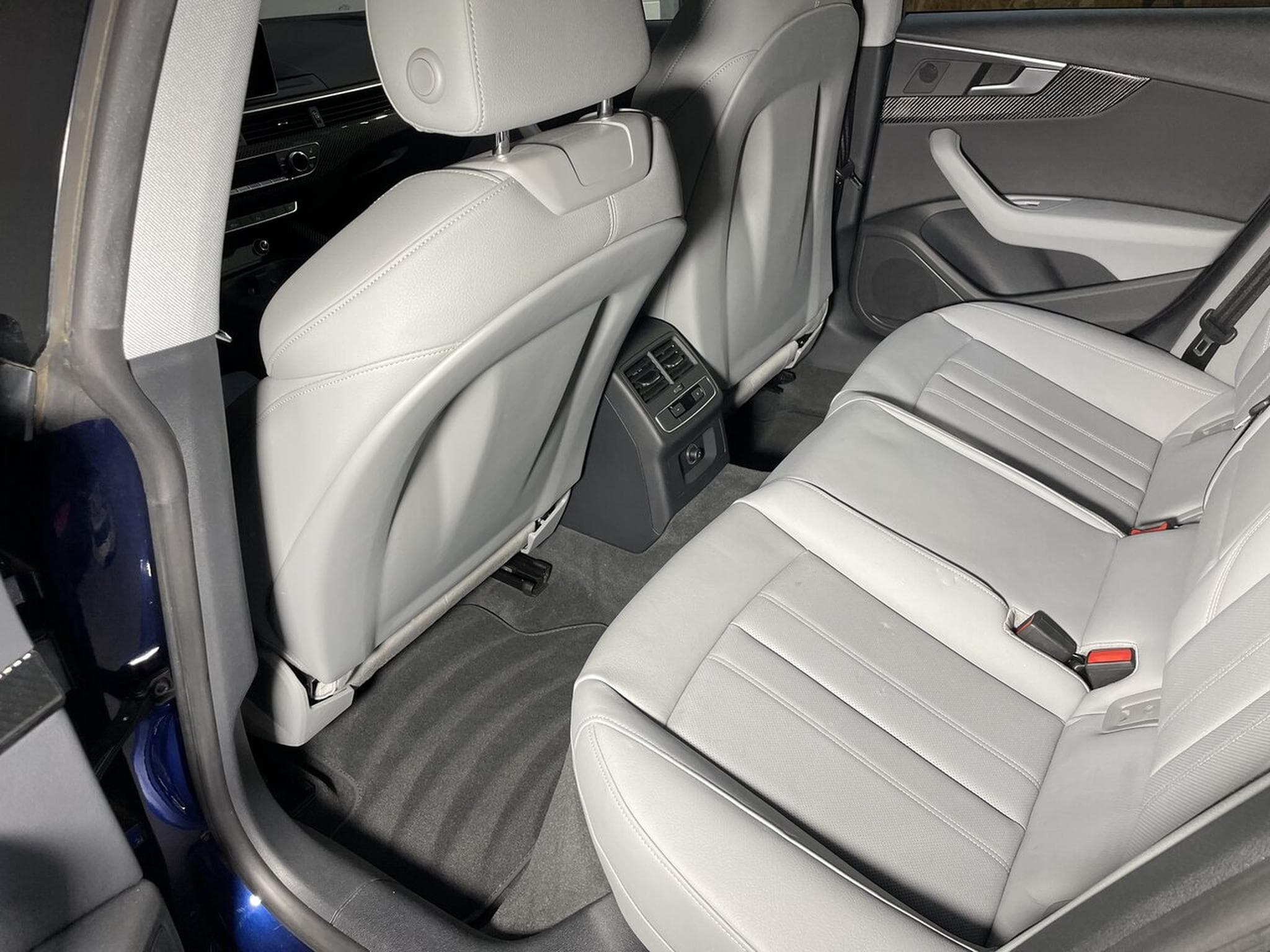 Audi A5 SPORTBACK 40 TDI 190CV S-TRONIC S-LINE (2019) - Photo 8