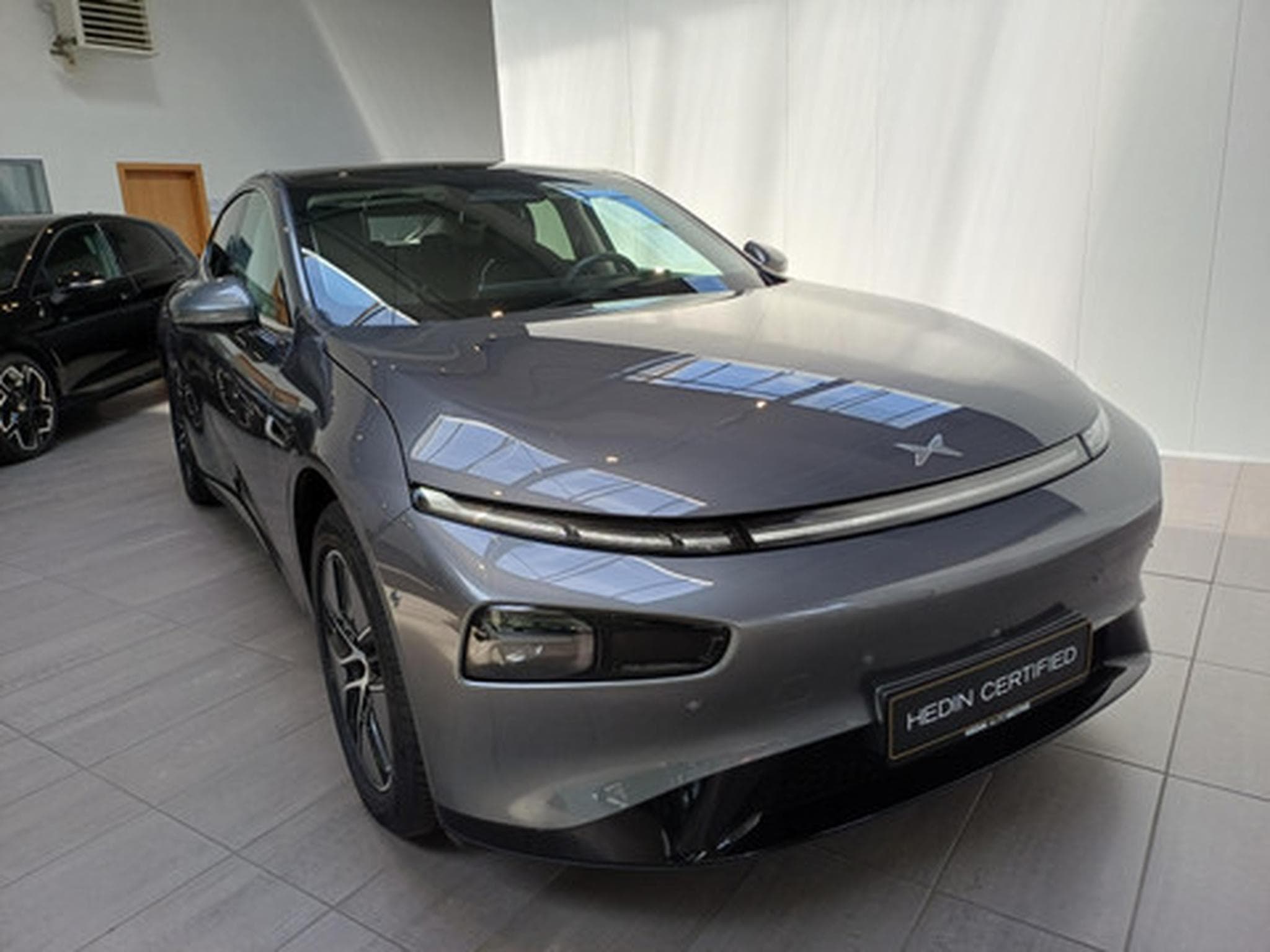 Xpeng P7 BEV 86KWH Long Range RWD (2025) - Photo 3