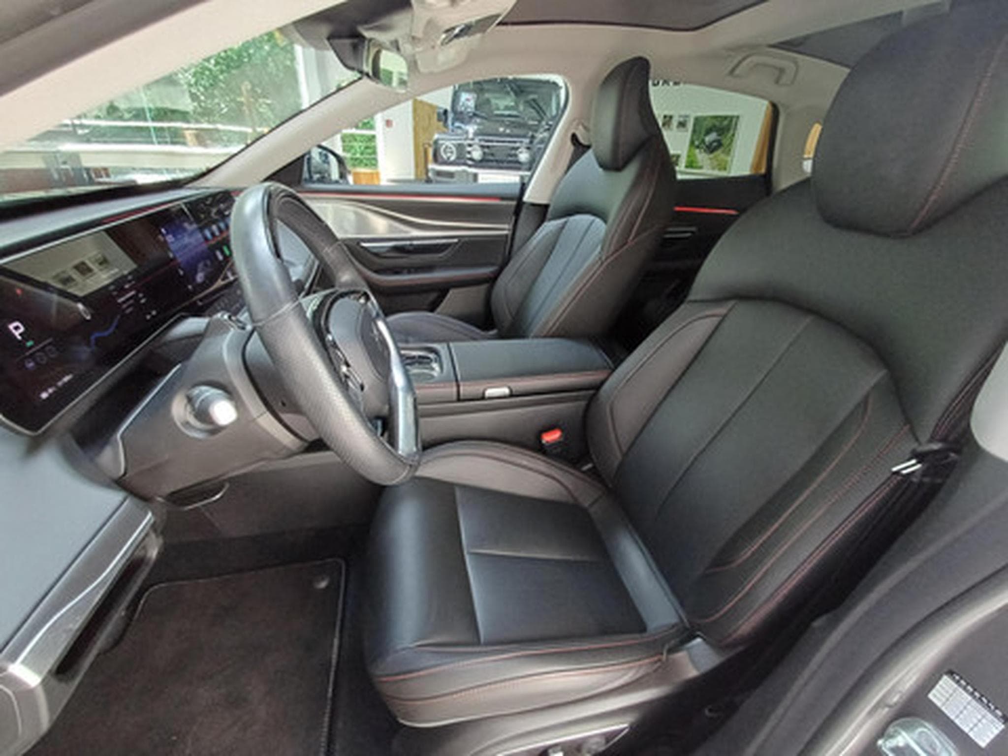 Xpeng P7 BEV 86KWH Long Range RWD (2025) - Photo 8