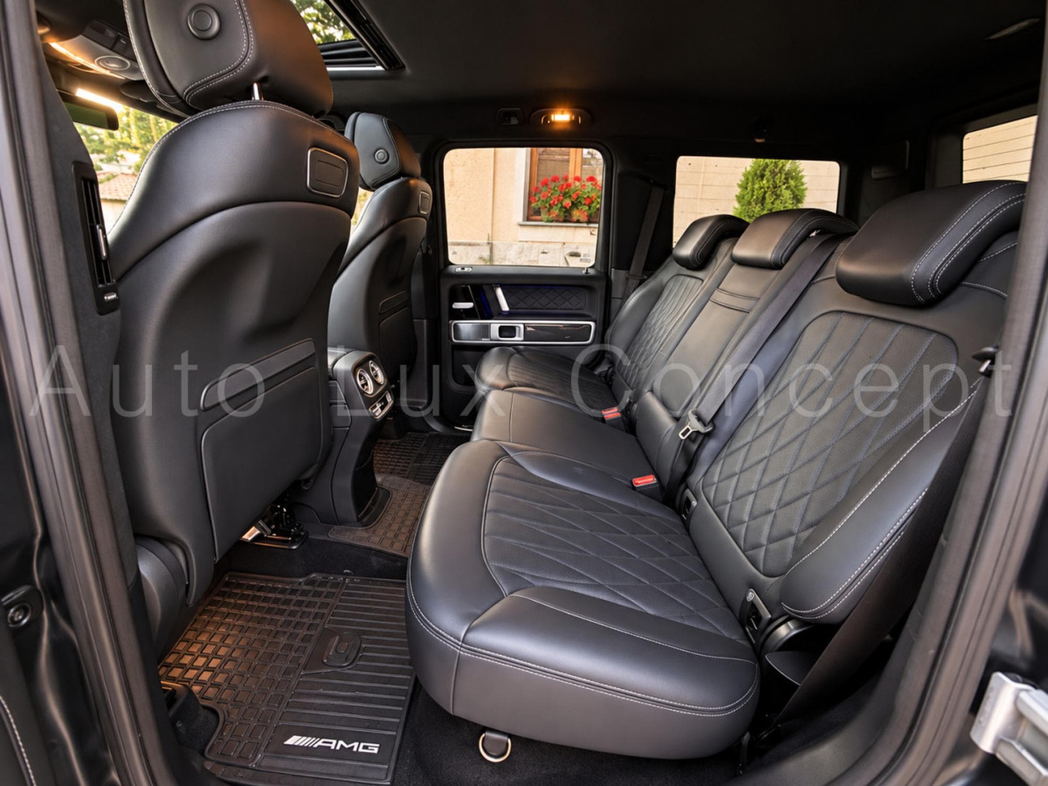 Mercedes G 63 AMG SUPERIOR Line (2023) - Photo 10