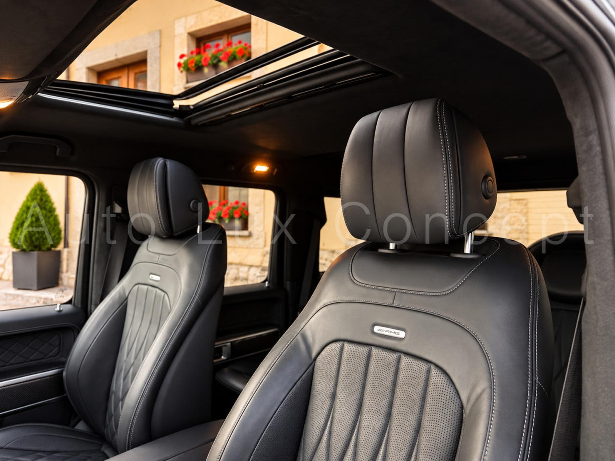 Mercedes G 63 AMG SUPERIOR Line (2023) - Photo 8