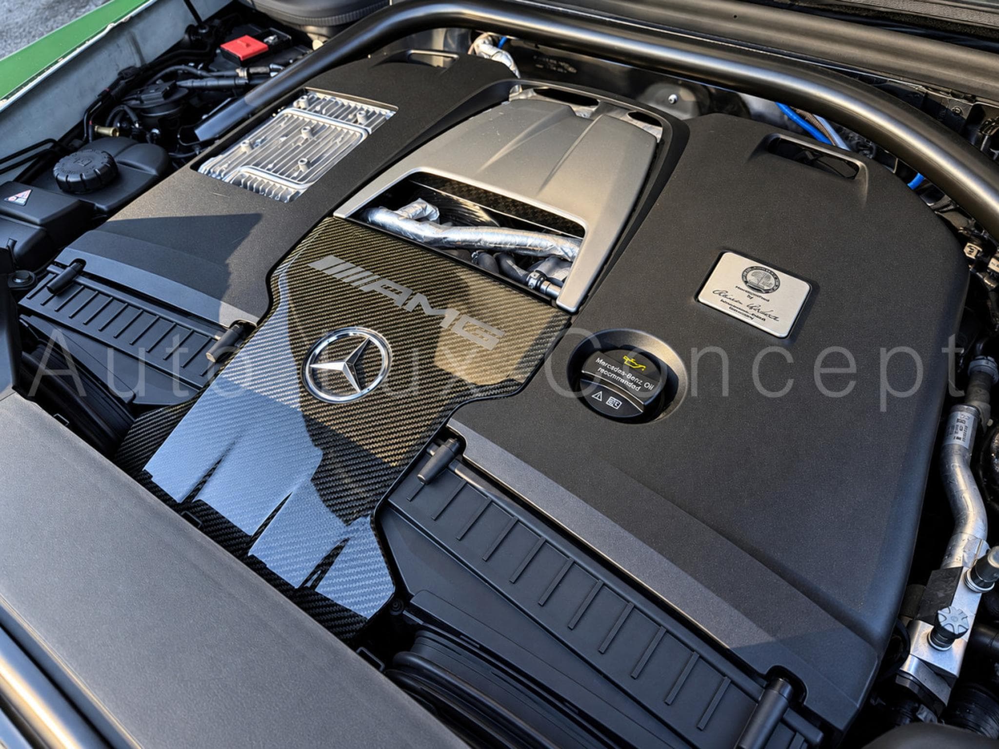 Mercedes G 63 AMG SUPERIOR Line (2023) - Photo 25
