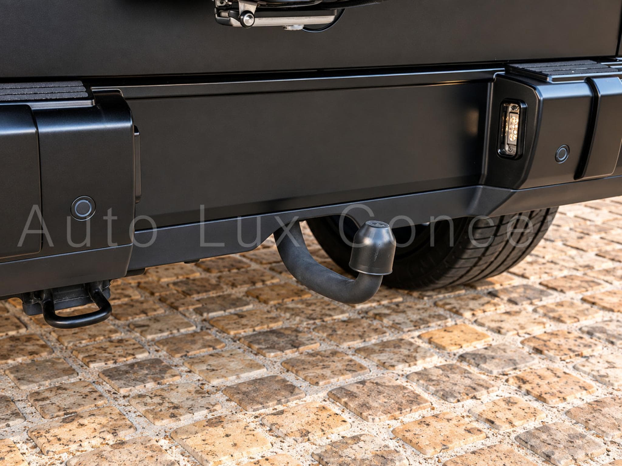 Mercedes G 63 AMG SUPERIOR Line (2023) - Photo 28