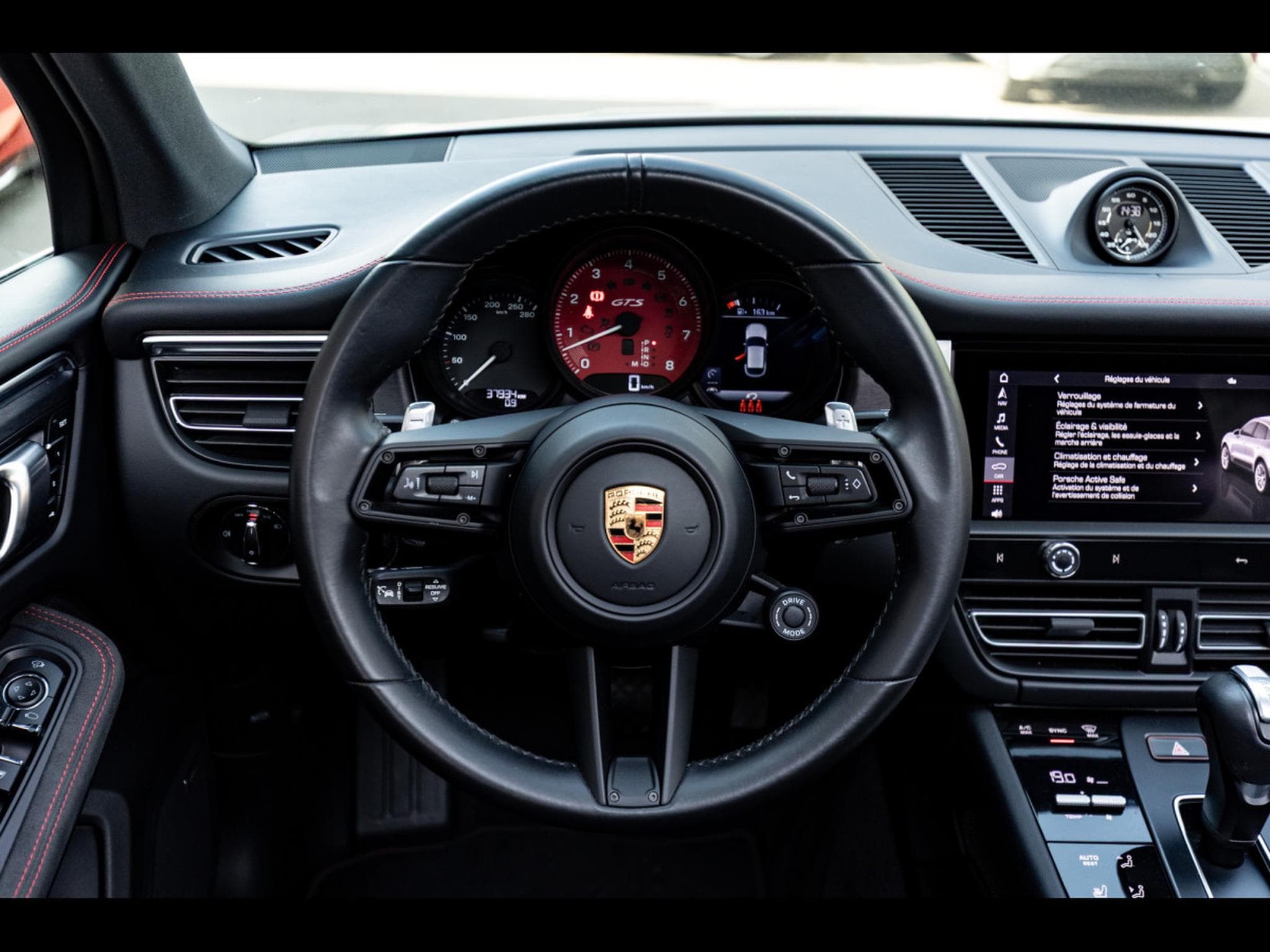 Porsche Macan III GTS PDK - PORSCHE APPROVED - CRAYON GREY (2024) - Photo 10