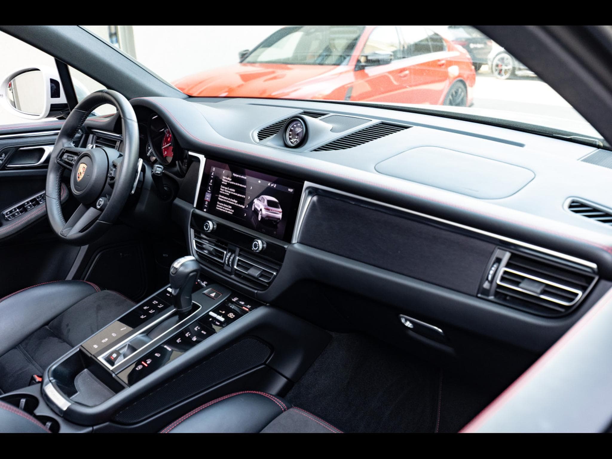 Porsche Macan III GTS PDK - PORSCHE APPROVED - CRAYON GREY (2024) - Photo 12