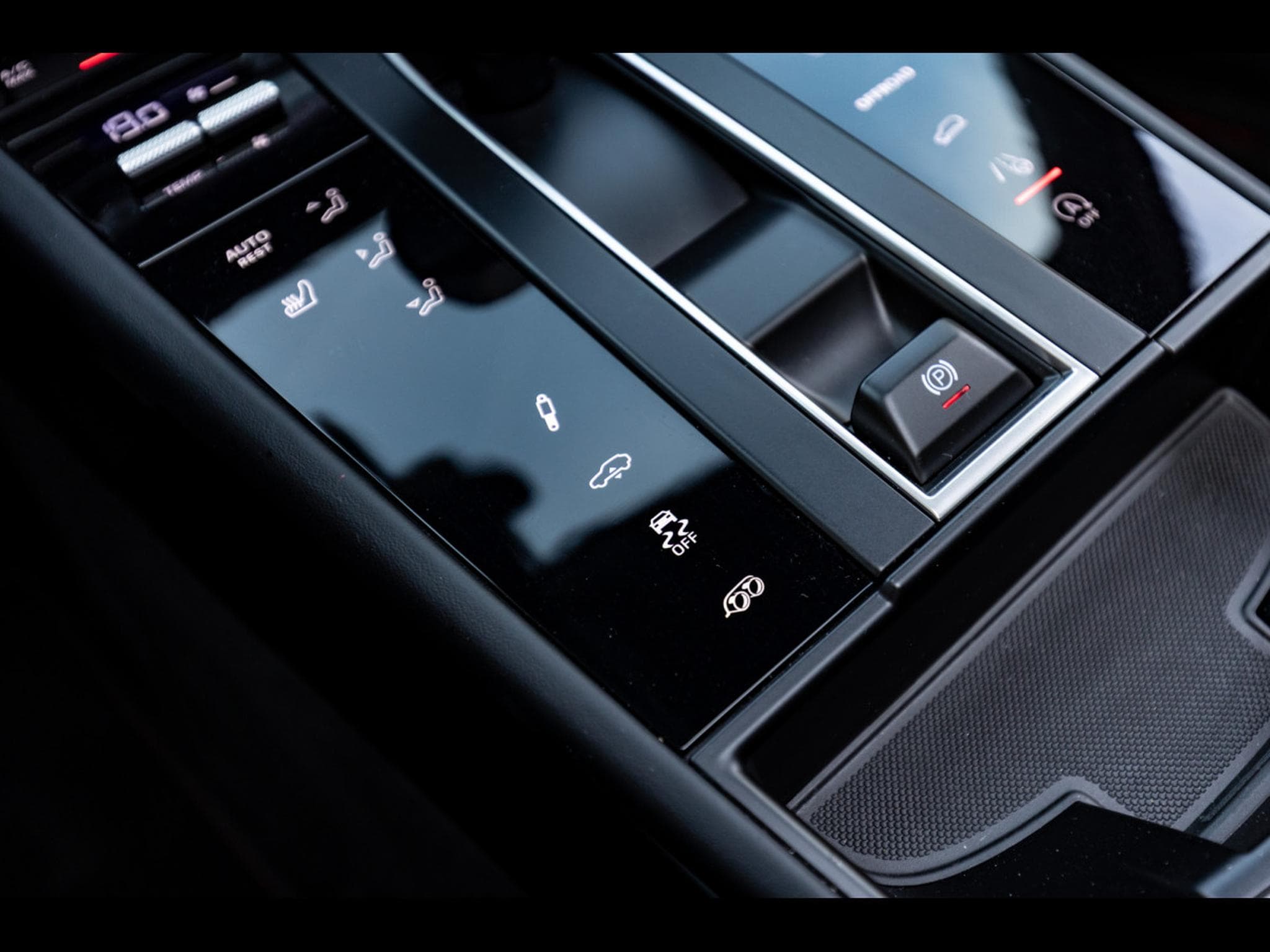 Porsche Macan III GTS PDK - PORSCHE APPROVED - CRAYON GREY (2024) - Photo 25