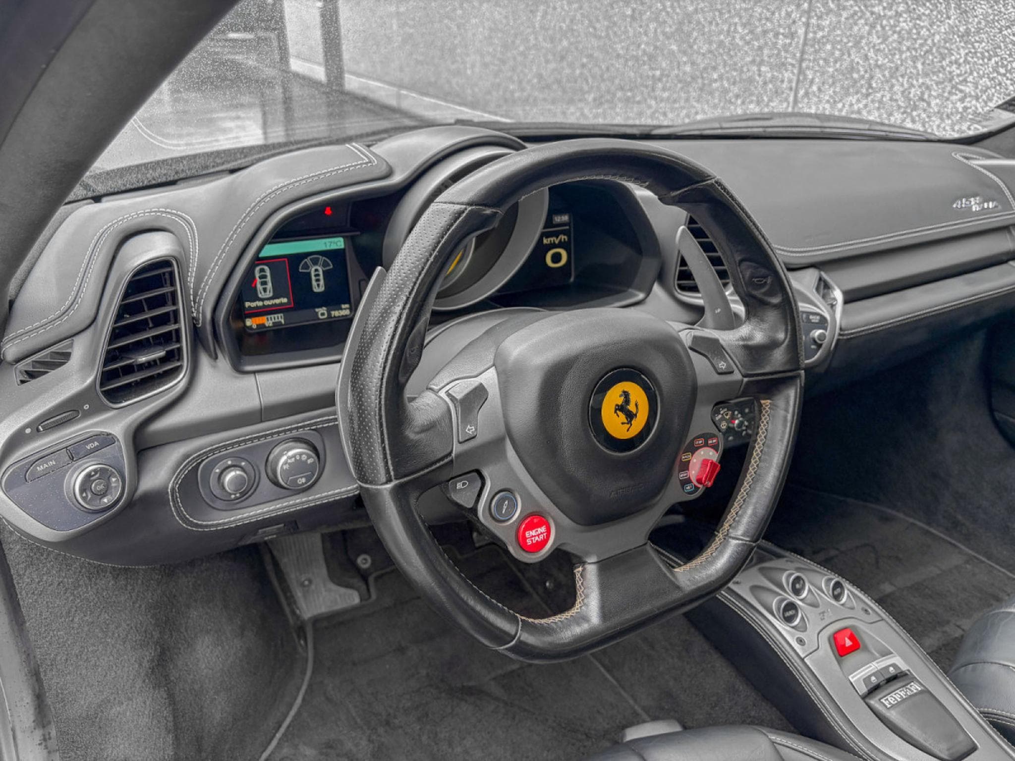 Ferrari 458 Ferrari 458 Italia 4.5 V8 570ch/Leder/20/Xénon/ (2012) - Foto 18