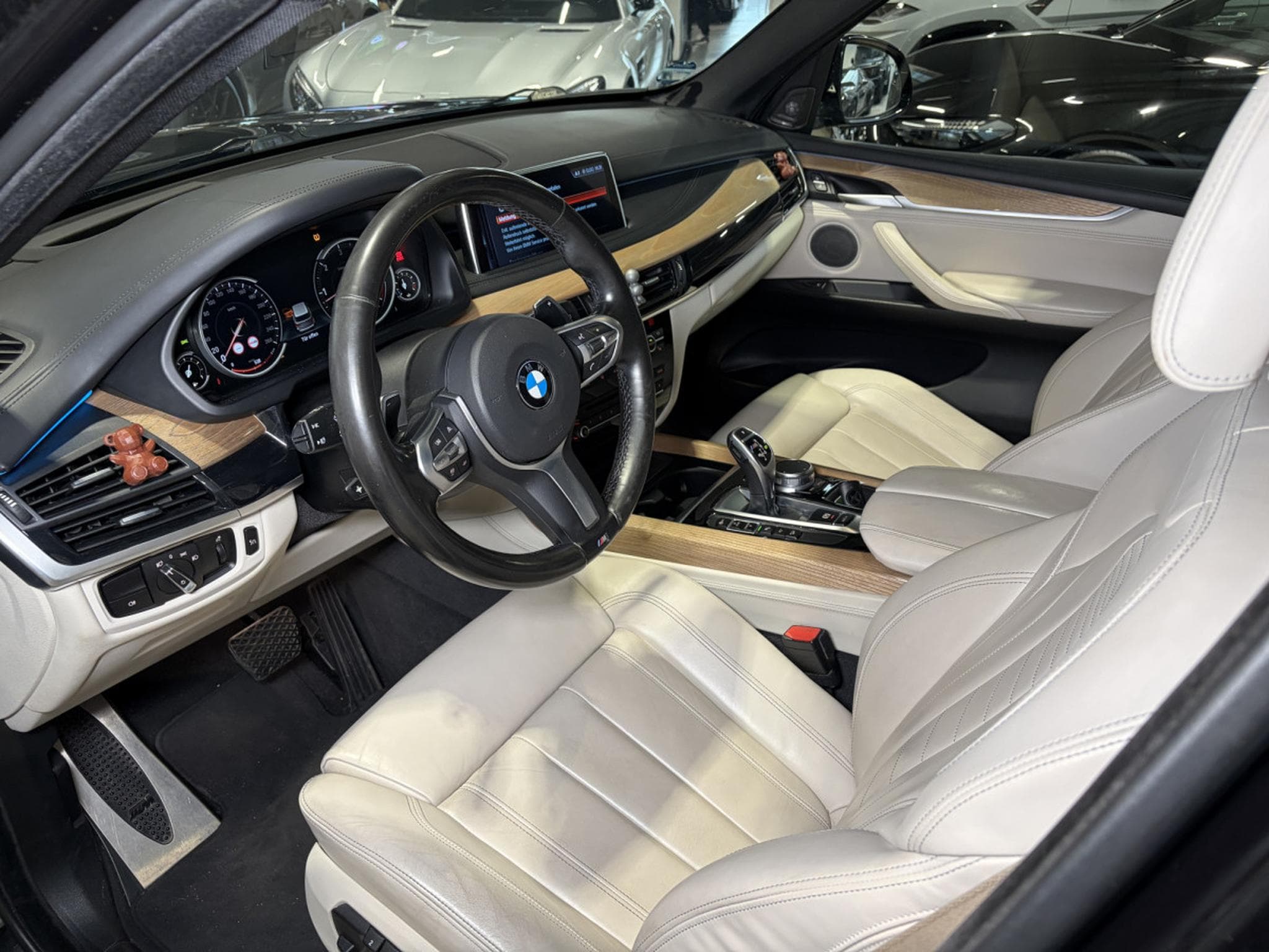 BMW X5M 50 X5  M50d Msport/20/360/ACC/HUD/360°/ (2018) - Foto 6