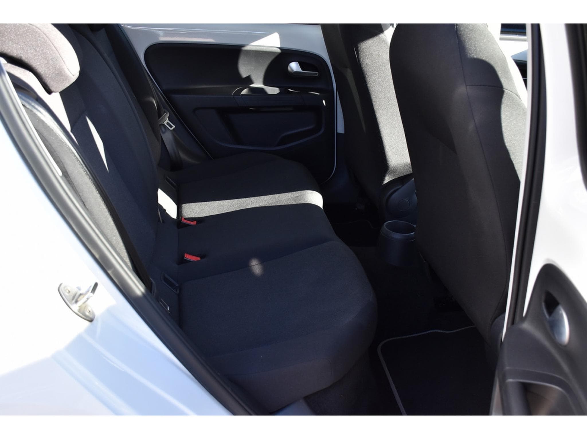 VW UP Move 32,3 kWh REGUL SG CHFF LANE CAM 1° MAIN (2022) - Foto 8