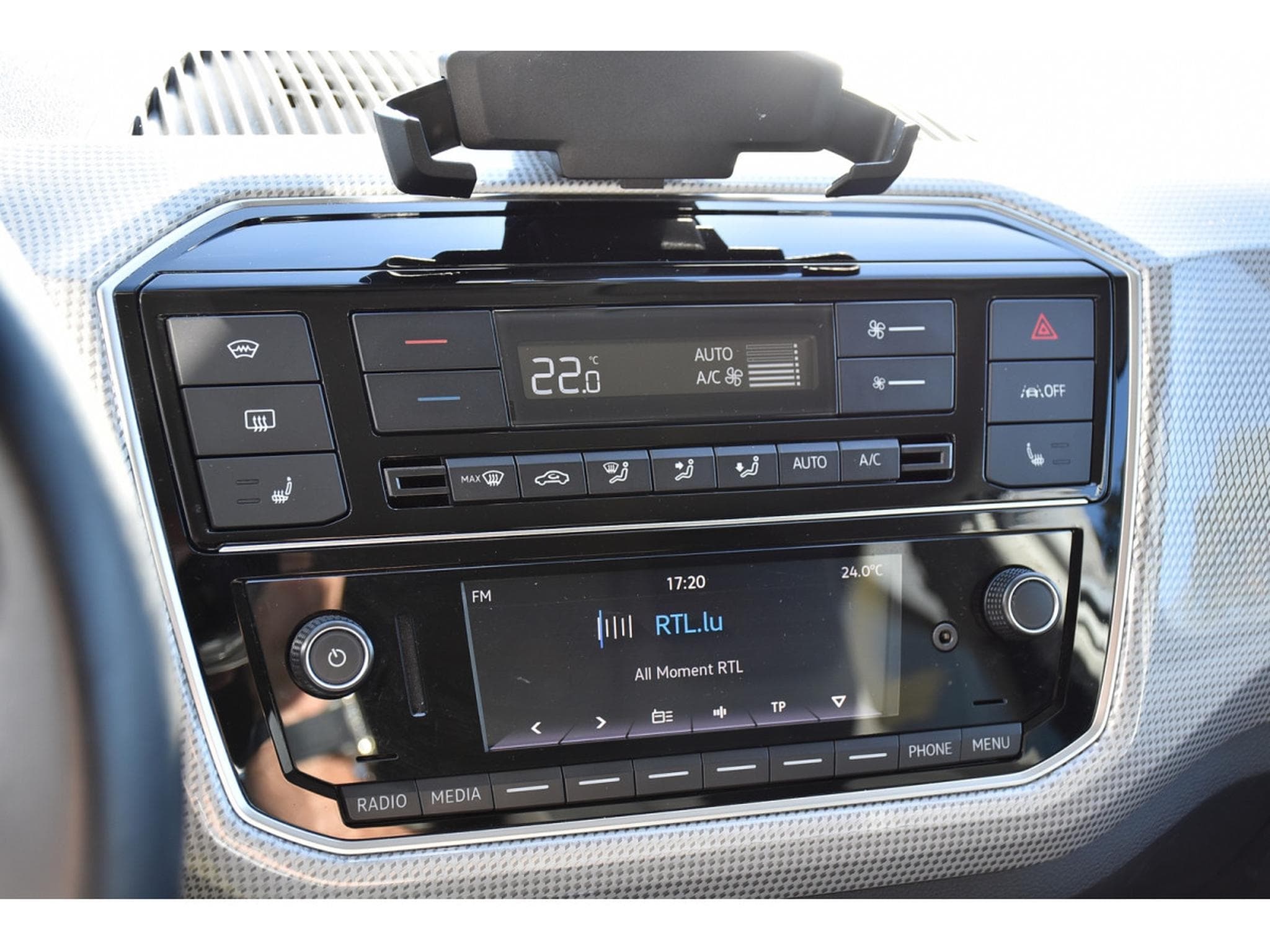 VW UP Move 32,3 kWh REGUL SG CHFF LANE CAM 1° MAIN (2022) - Foto 10