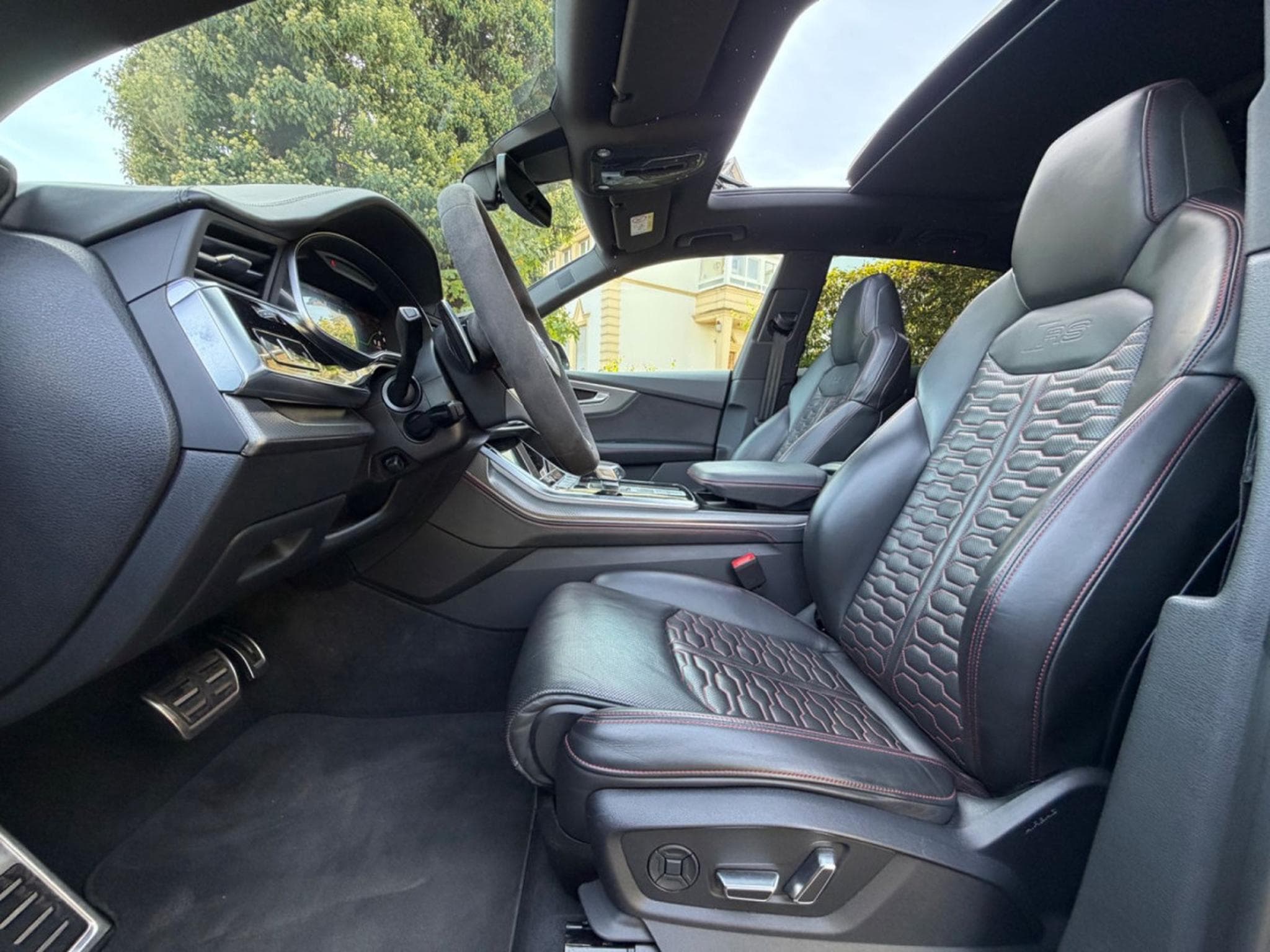 Audi RSQ8 performance 4.0 TFSI quattro (2025) - Foto 10