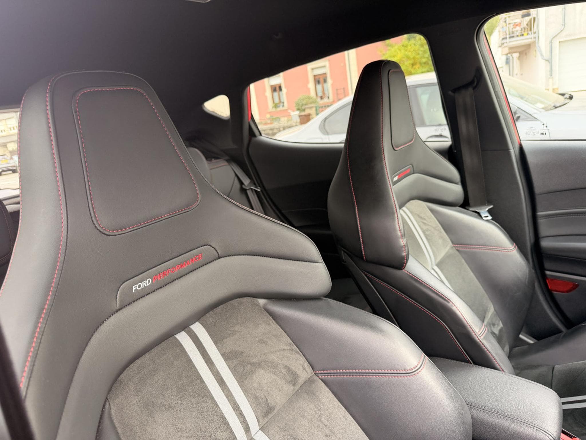 Ford Fiesta Performance ST 200 (2023) - Photo 14