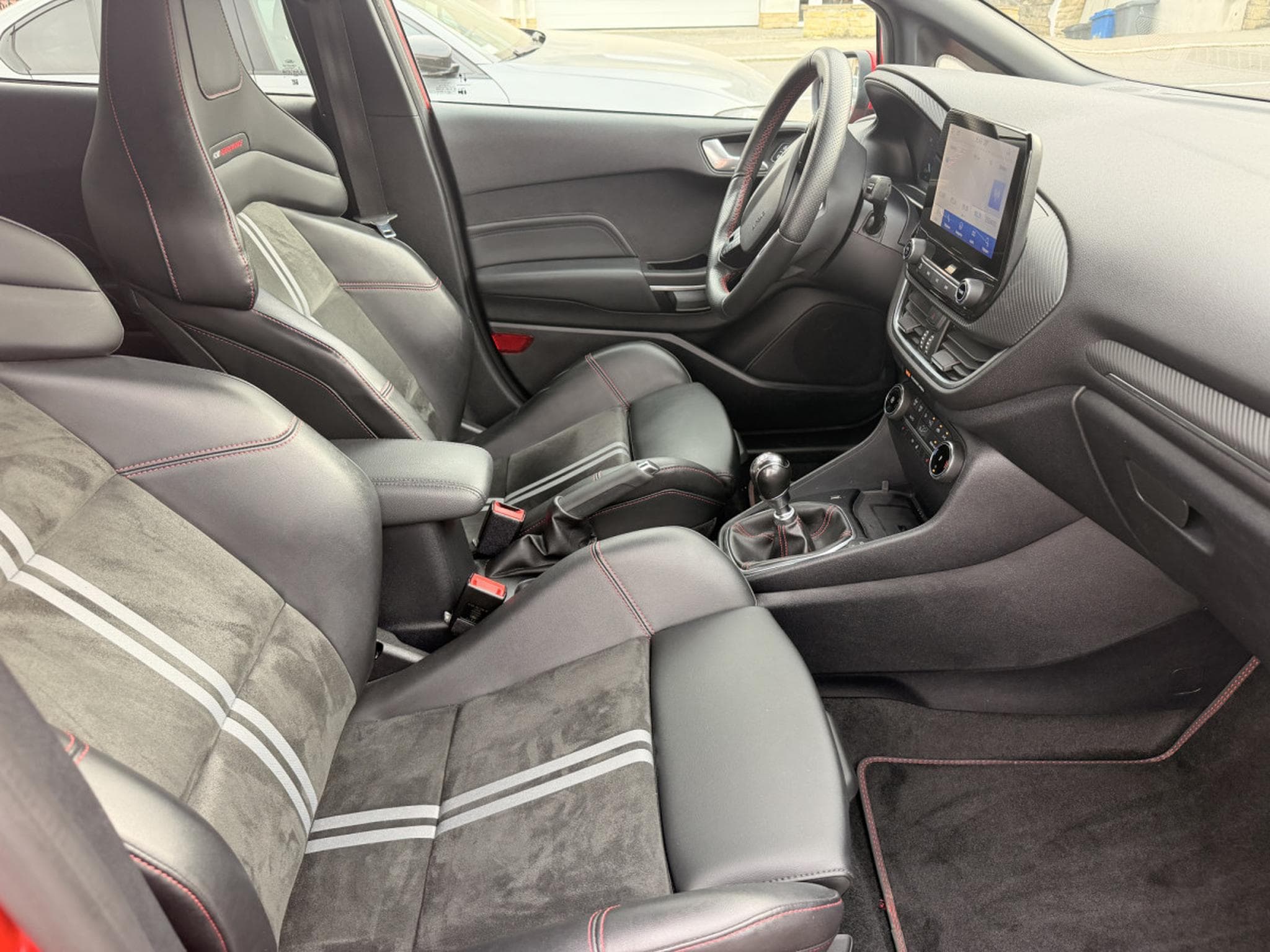 Ford Fiesta Performance ST 200 (2023) - Photo 13