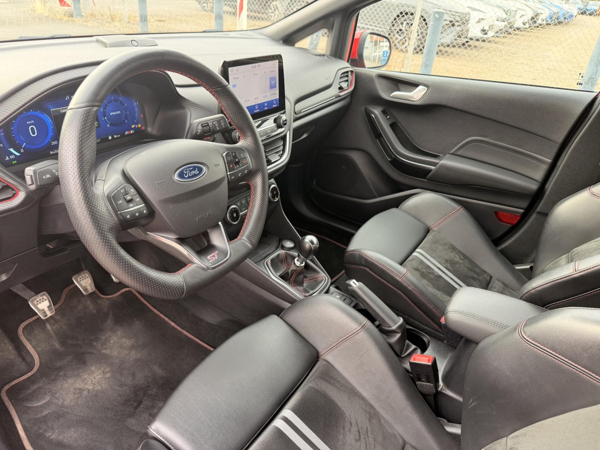 Ford Fiesta Performance ST 200 (2023) - Photo 17