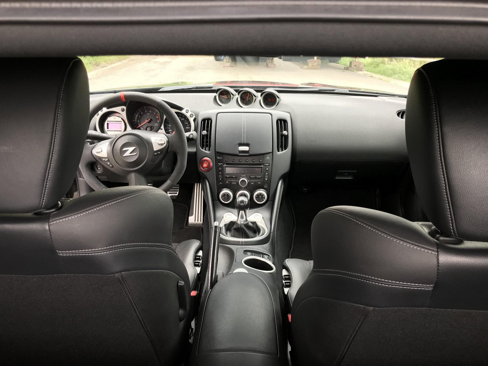 Nissan 370Z Pack / GTR Biturbo (2011) - Photo 8