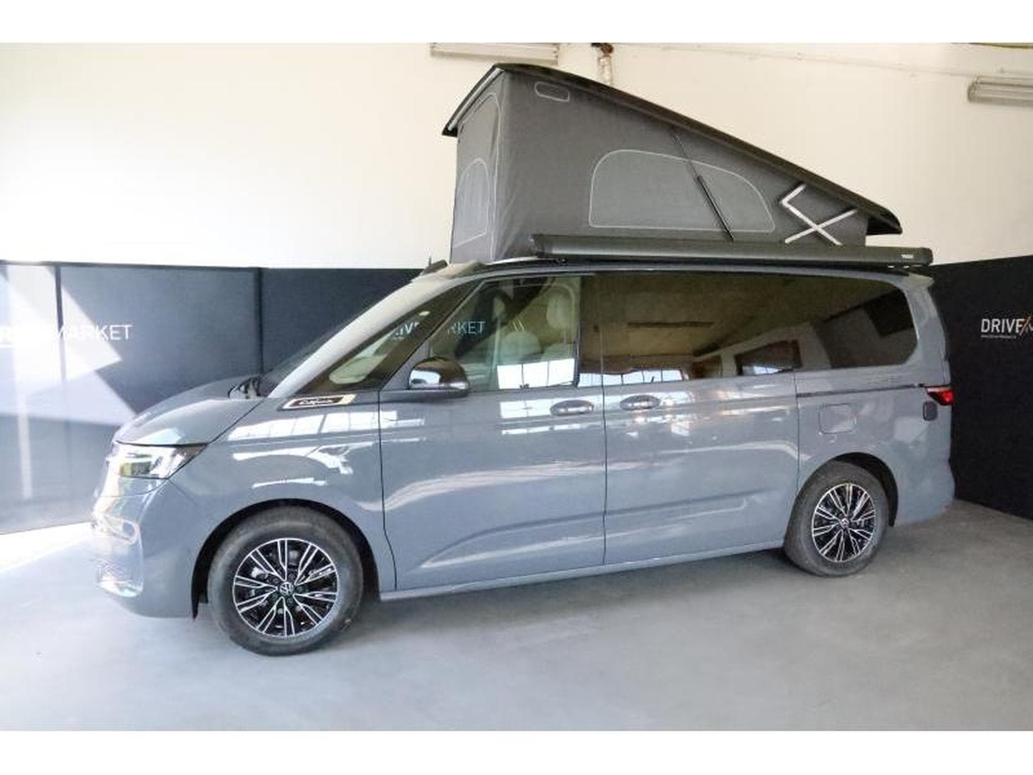 VW California Coast (2025) - Photo 22