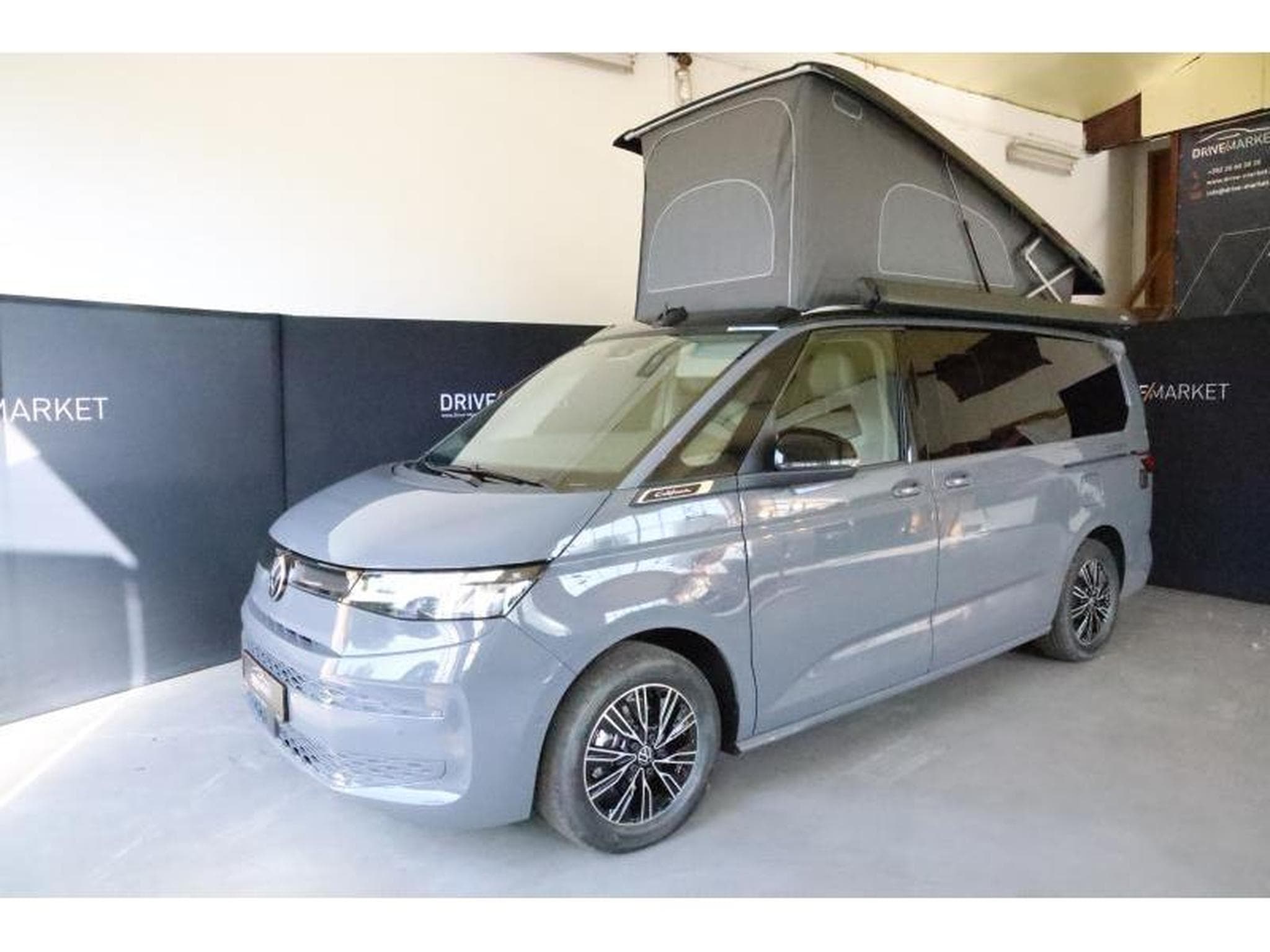 VW California Coast (2025) - Photo 21
